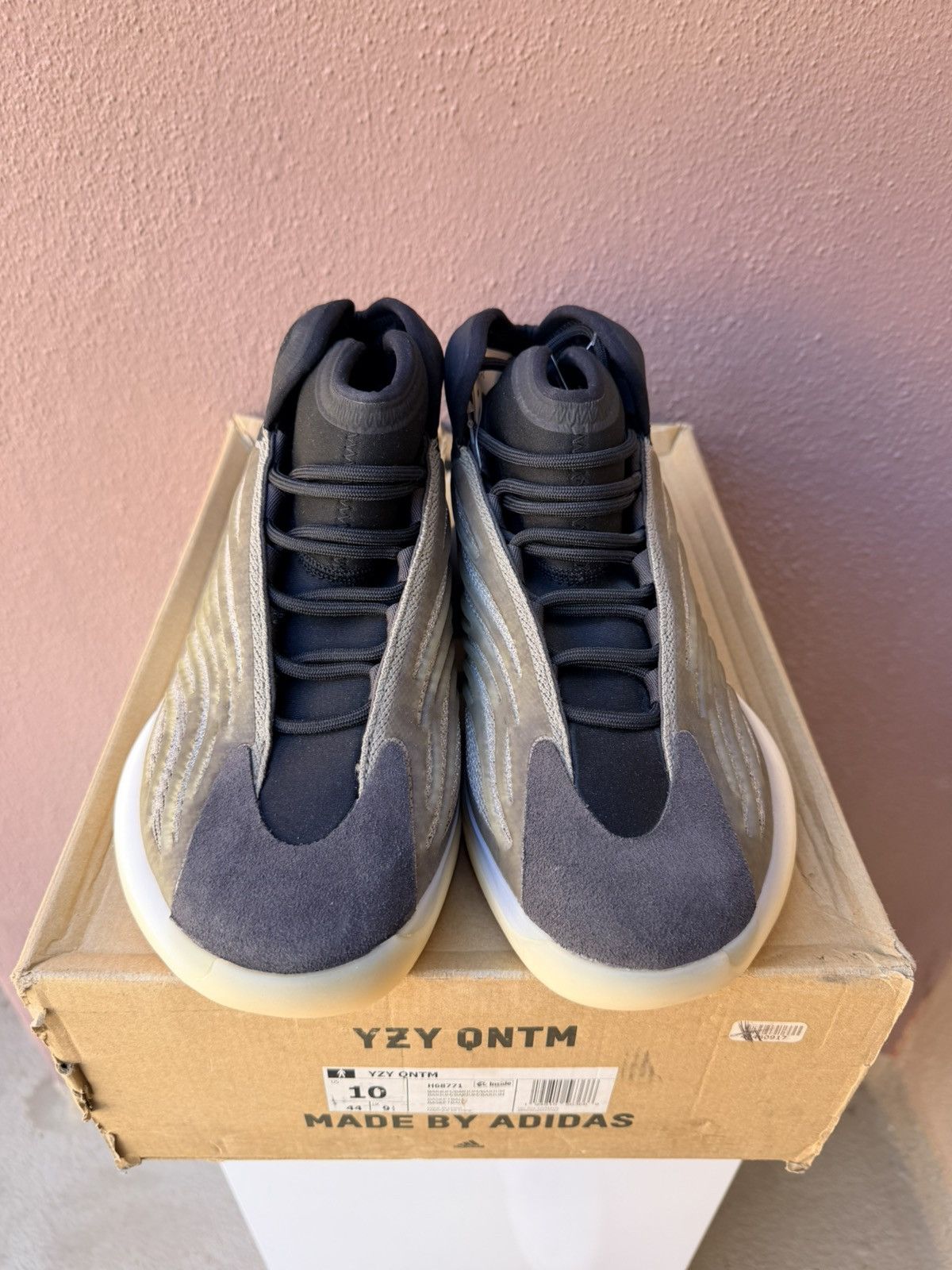 Yeezy adidas Yeezy Quantum Barium Men's Sneakers Size 10 Shoe Size US 10 / EU 43 - 4 Thumbnail
