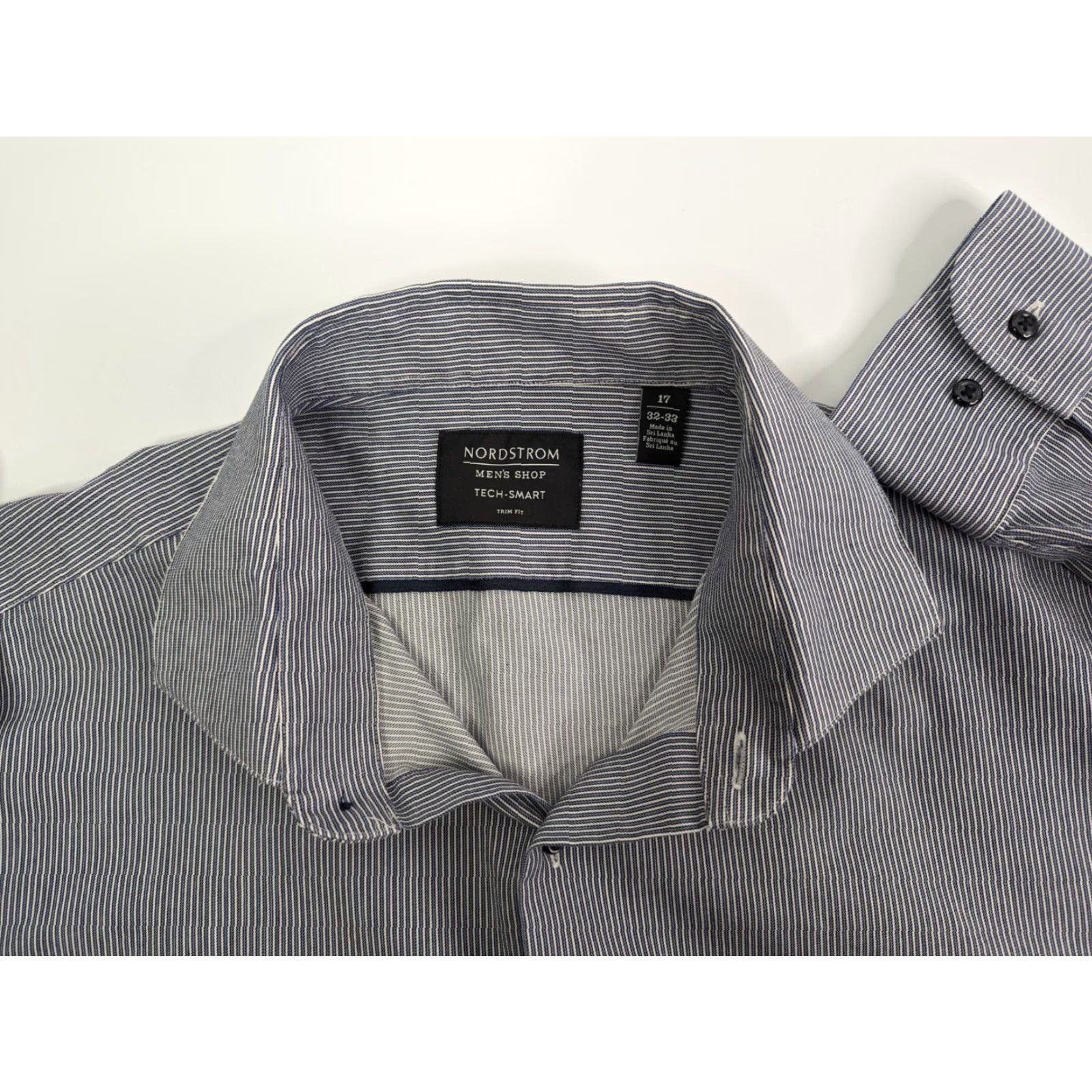 Nordstrom Nordstrom Dress Shirt Men 17 32/33 Grey Stripe Button-Down Collared 30 in 50 in Chest Regular Knit Cotton Casual Formal Shirt Size 46R - 6 Thumbnail