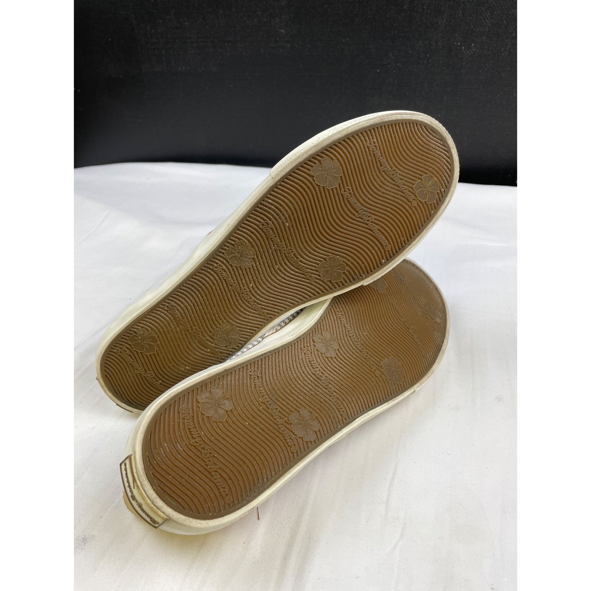Tommy Bahama Tommy Bahama Women's White Striped/Yellow Shoes/ Slip on Siz Size US 9.5 / IT 39.5 - 6 Thumbnail