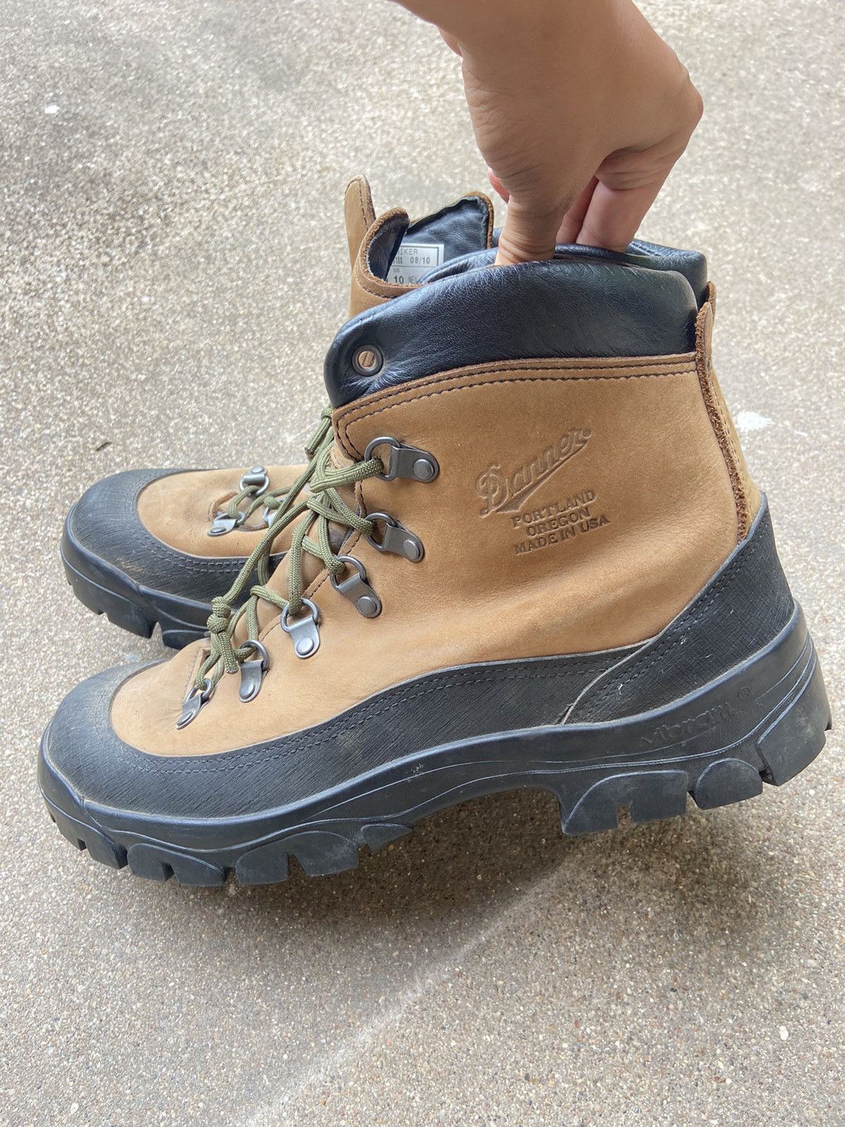 danner vibram hiking boots