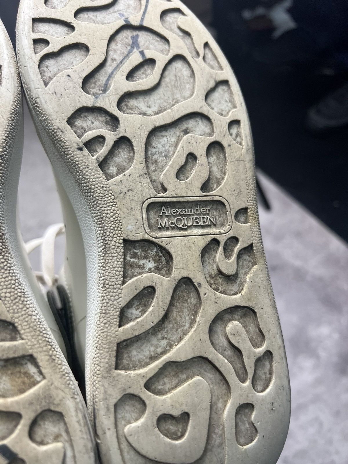 Alexander McQueen Alexander Mcqueen Oversized Sneakers Shoes Size US 7 / IT 37 - 7 Thumbnail