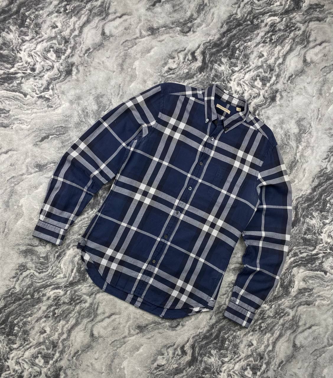 Burberry Burberry Brit Check Shirts Buttons Long Sleeve Men Size S Size US S / EU 44-46 / 1 - 1 Thumbnail