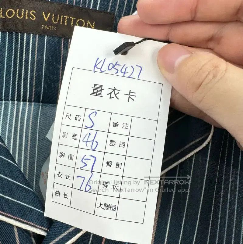 Louis Vuitton Louis Vuitton Men’s Long Sleeve Silk Shirt . Size US S / EU 44-46 / 1 - 8 Thumbnail