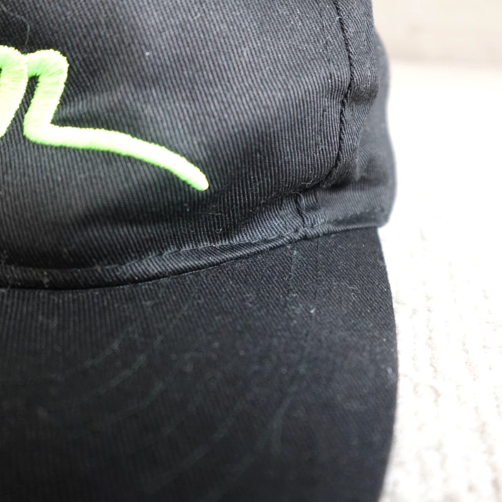 Vintage VINTAGE Salem Cigarettes Hat Black Snapback Embroidered 1992 Baseball Cap Men's One Size Adjustable Cotton Black Hat Size ONE SIZE - 6 Thumbnail