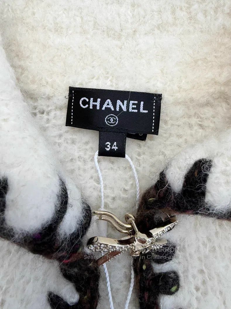 Chanel Chanel Ski Series Doll Leader Bow Diamond Button Top Knitt Size XXS / US 00 / IT 34 - 4 Thumbnail