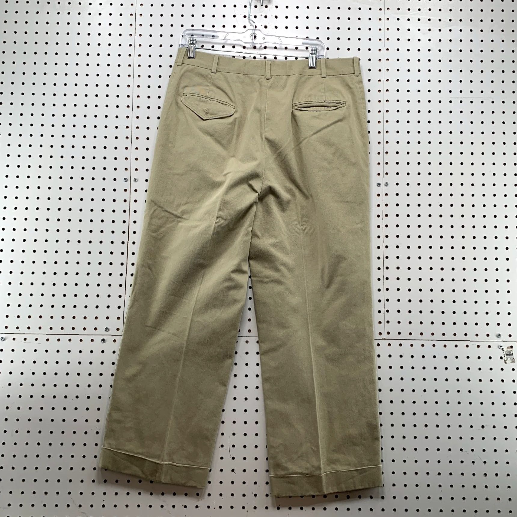 Paul Stuart **Vintage Paul Stuart Pleated Chino Pants Mens 34 Beige Mid Rise** User: **Vintage Paul Stuart Pleated Chino Pants Mens 34 Beige** Size US 34 / EU 50 - 2 Thumbnail