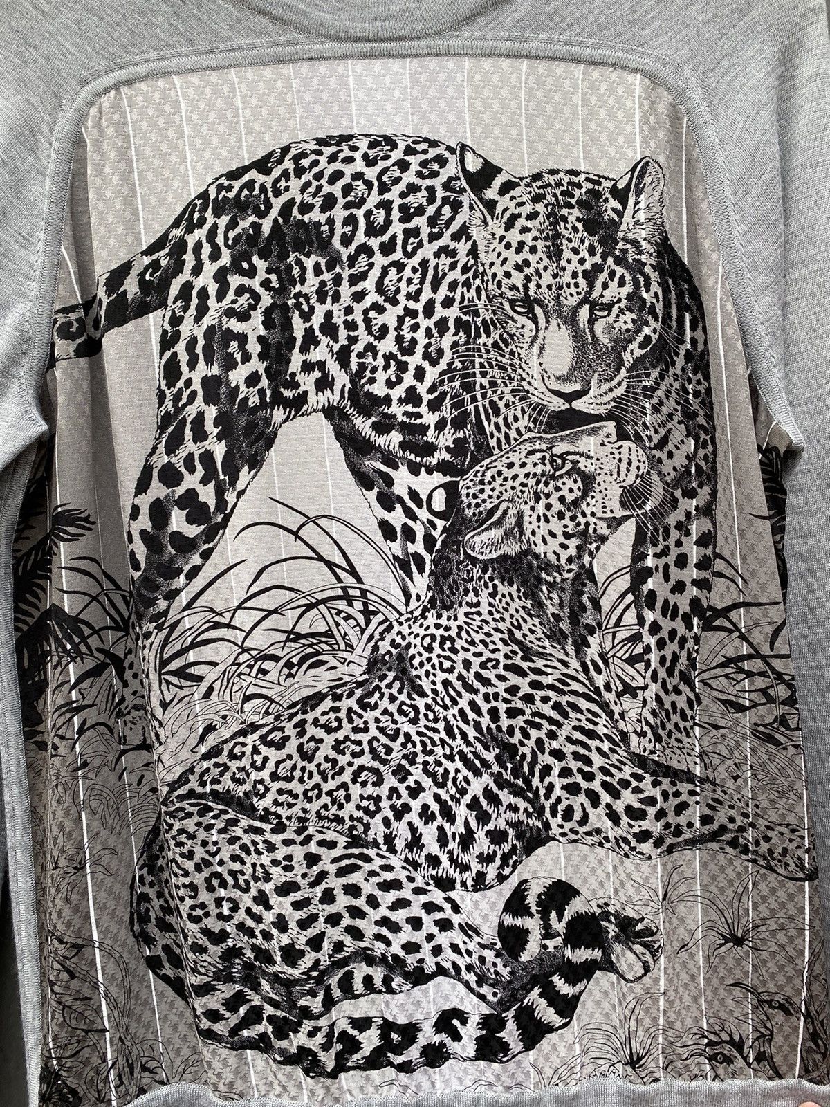 Hermes Hermes Authentic jungle love silk cashmere sweater size 36 Size XS / US 0-2 / IT 36-38 - 4 Thumbnail