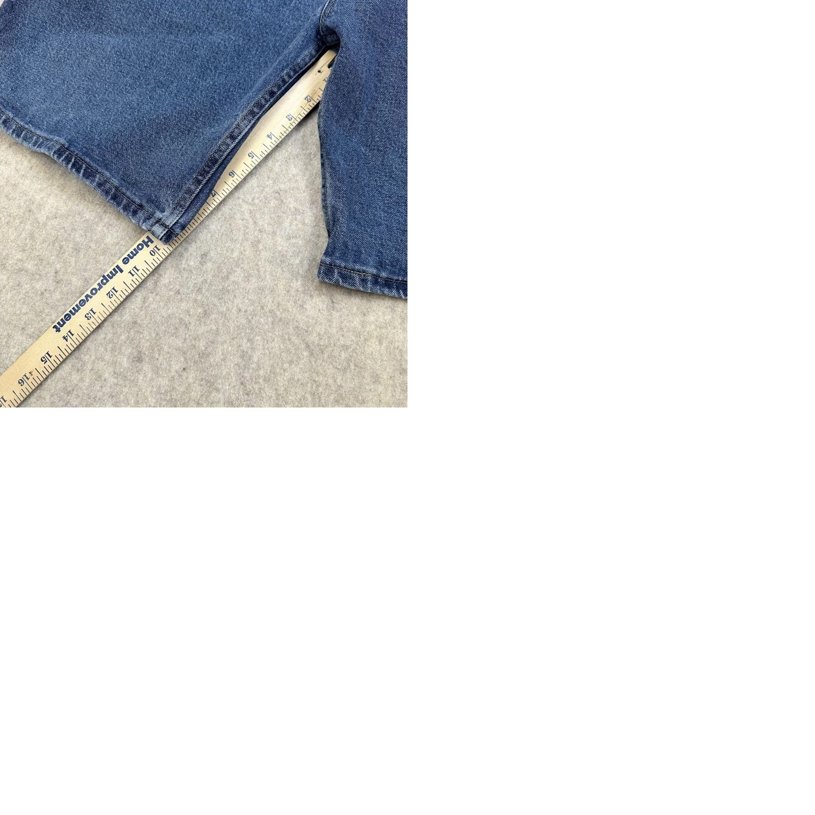 Wrangler Wrangler Shorts Mens 38 Blue Denim Bermuda 5-Pocket Zip Fly Raw Hem Jorts Casual Cotton Denim Size US 38 / EU 54 - 9 Thumbnail