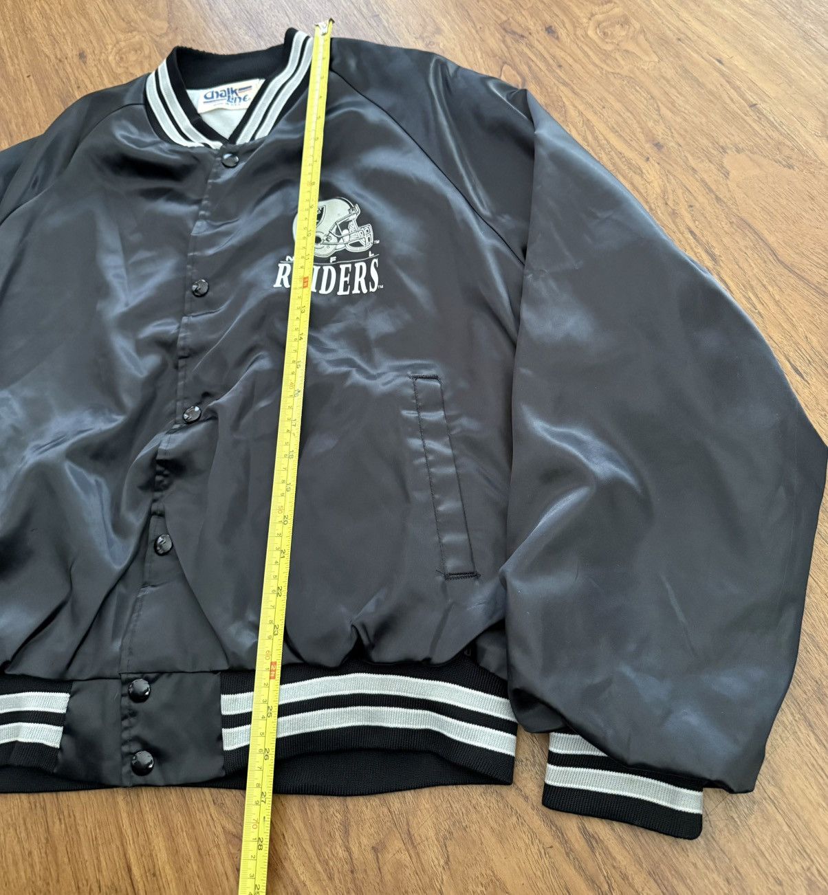 Chalk Line Vintage 1992 Raiders Los Angeles Jacket Satin XL Chalk line Size US XL / EU 56 / 4 - 9 Thumbnail
