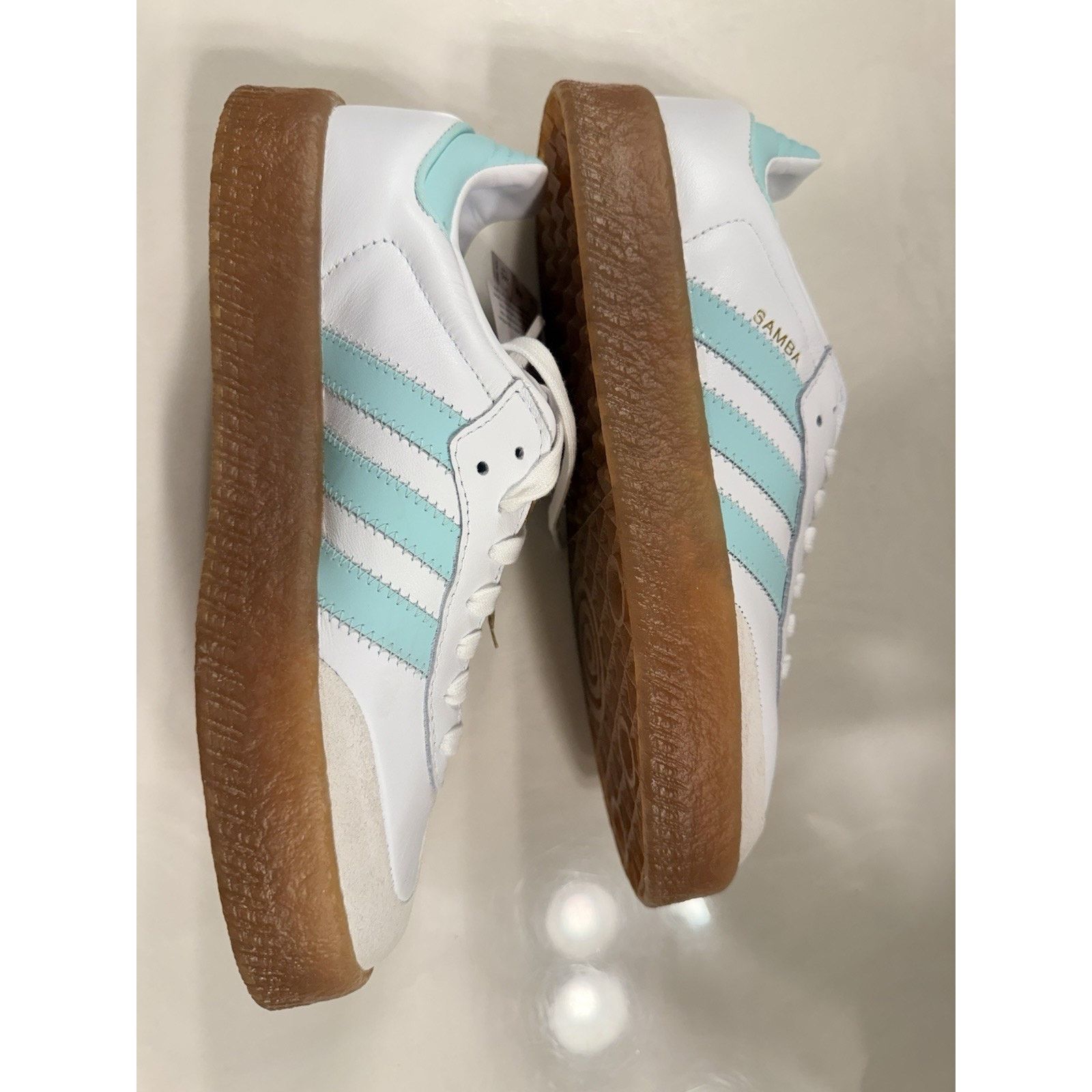 Adidas Adidas Sambae Women’s Size 7 White Aqua Gum Sole Shoes NWT Size US 7 / IT 37 - 8 Thumbnail