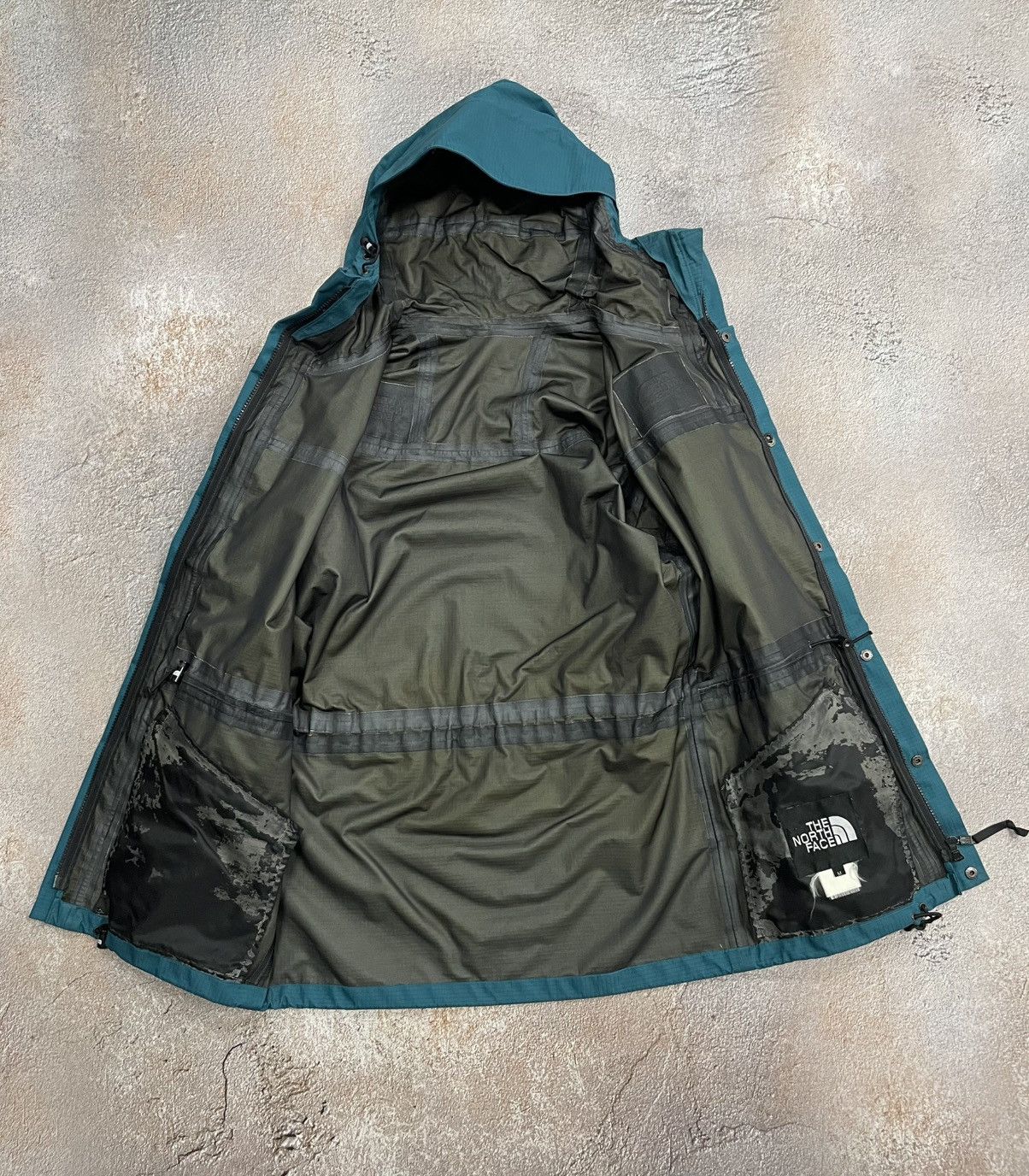 The North Face Vintage The North Face Gore-Tex Jacket Size US M / EU 48-50 / 2 - 6 Thumbnail