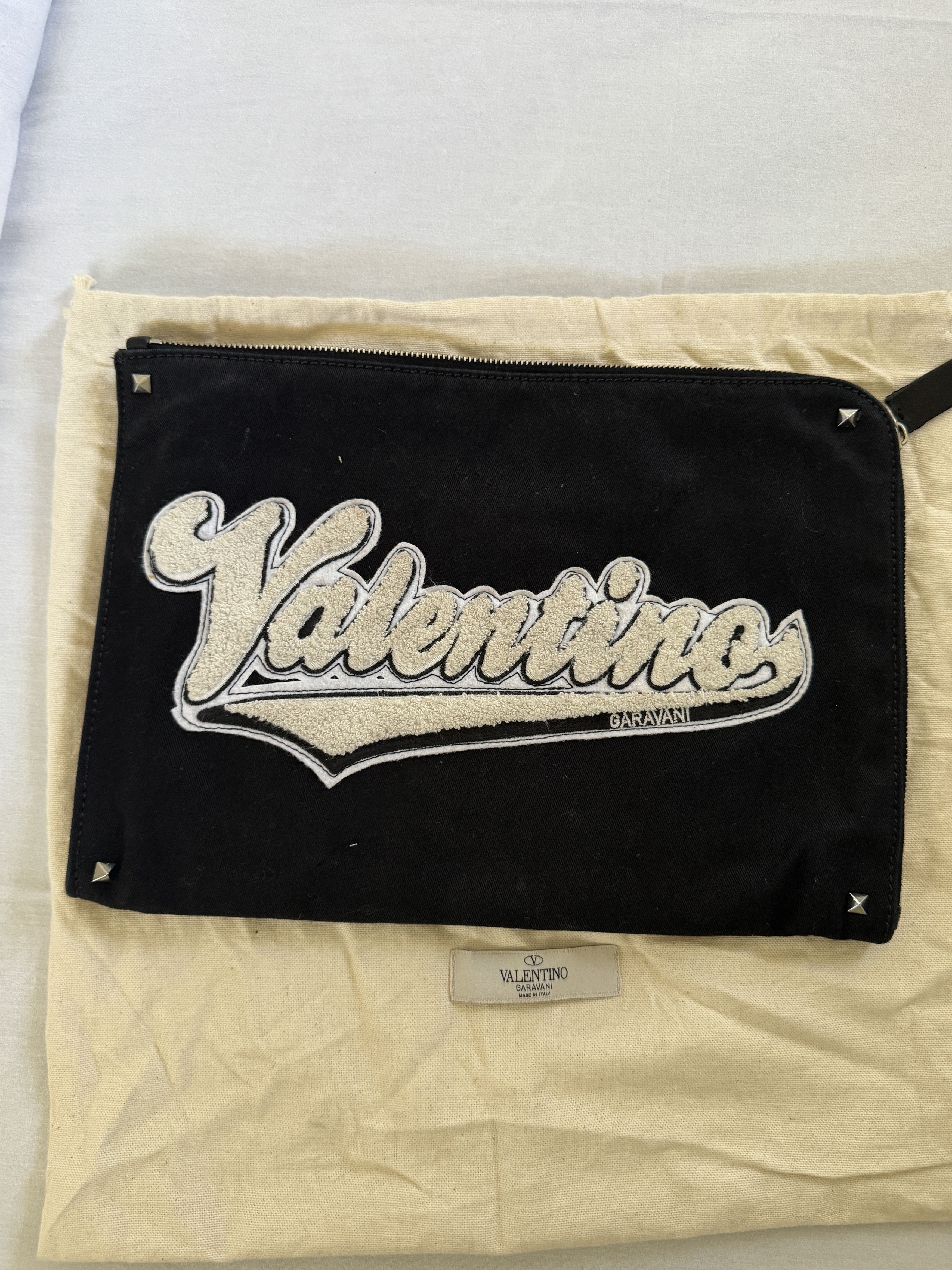 Valentino Valentino Garavani Terrycloth logo document case Size ONE SIZE - 1 Thumbnail