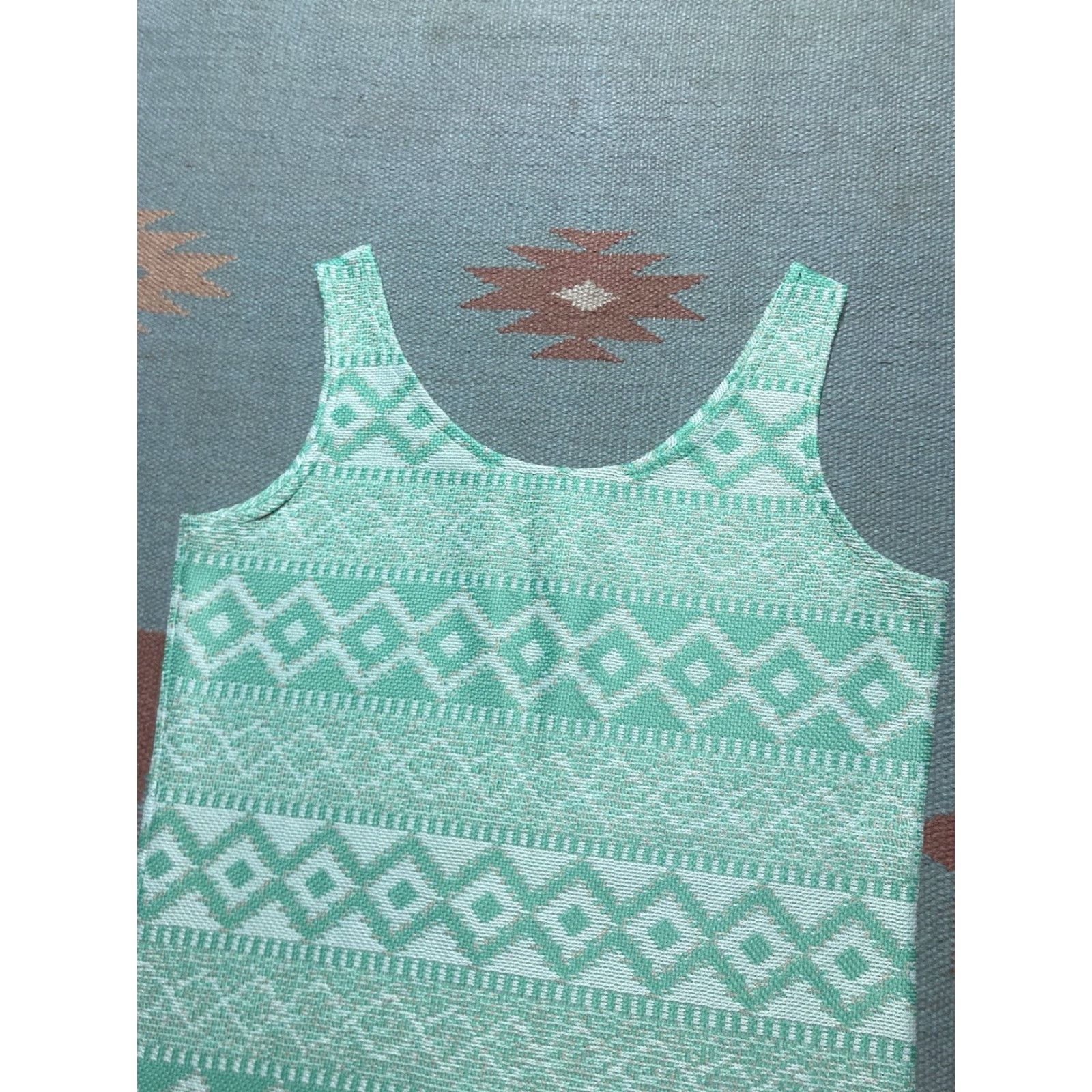 Vintage VINTAGE 70s tank top Sleeveless shirt Geometric Diamonds Polyester Knit Women 9/10 Medium Green Mens? Size M / US 6-8 / IT 42-44 - 2 Thumbnail