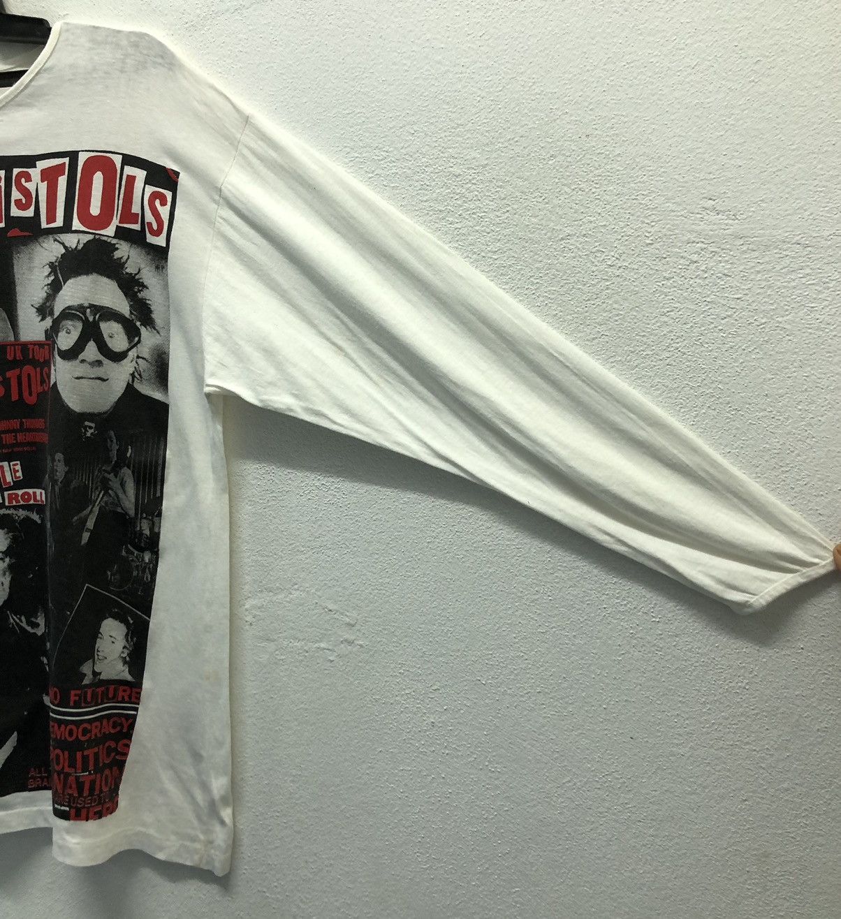 Band Tees Vintage 80s Sex Pistols Long Sleeve Lodon F.B T-Shirt Size US M / EU 48-50 / 2 - 5 Thumbnail