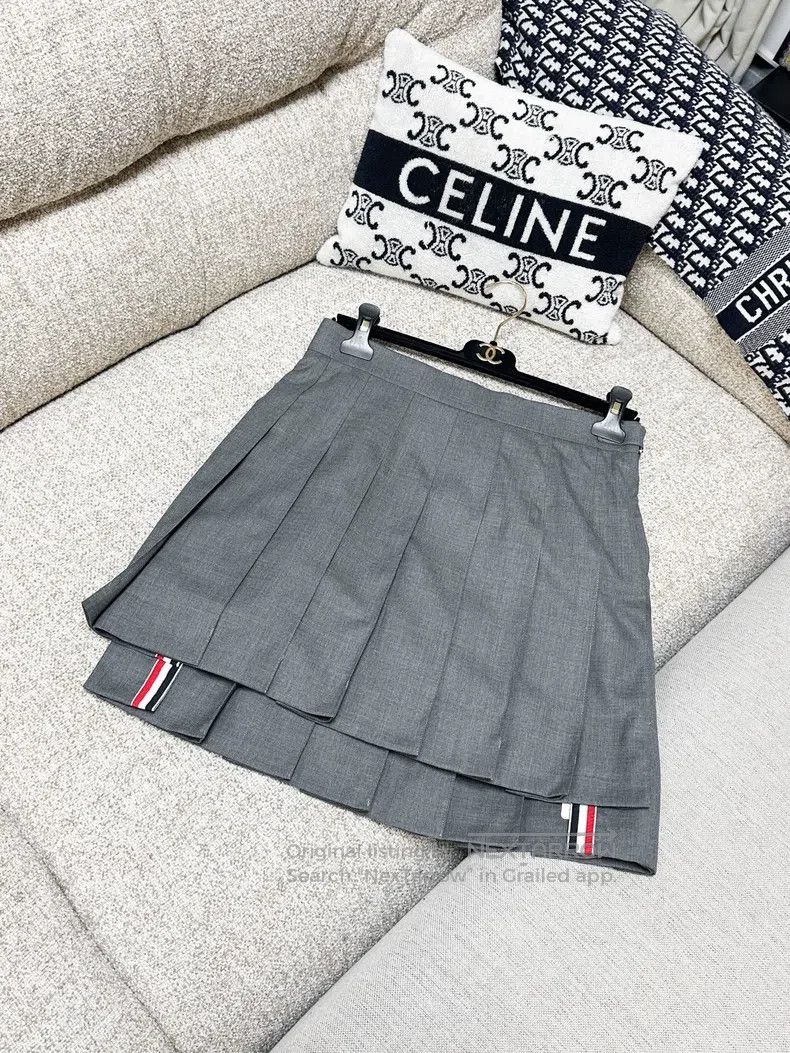 Thom Browne Thom Browne Gray Pleated Skirt Size 27" / US 4 / IT 40 - 2 Thumbnail