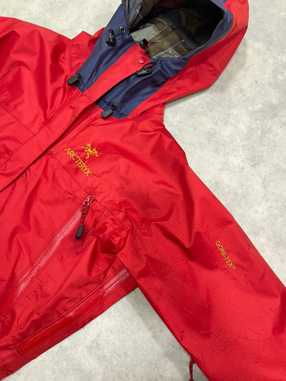 Arc'teryx Arcteryx vintage Beta LT Jacket First Generation (Gold Logo) Size XS / US 0-2 / IT 36-38 - 3 Thumbnail