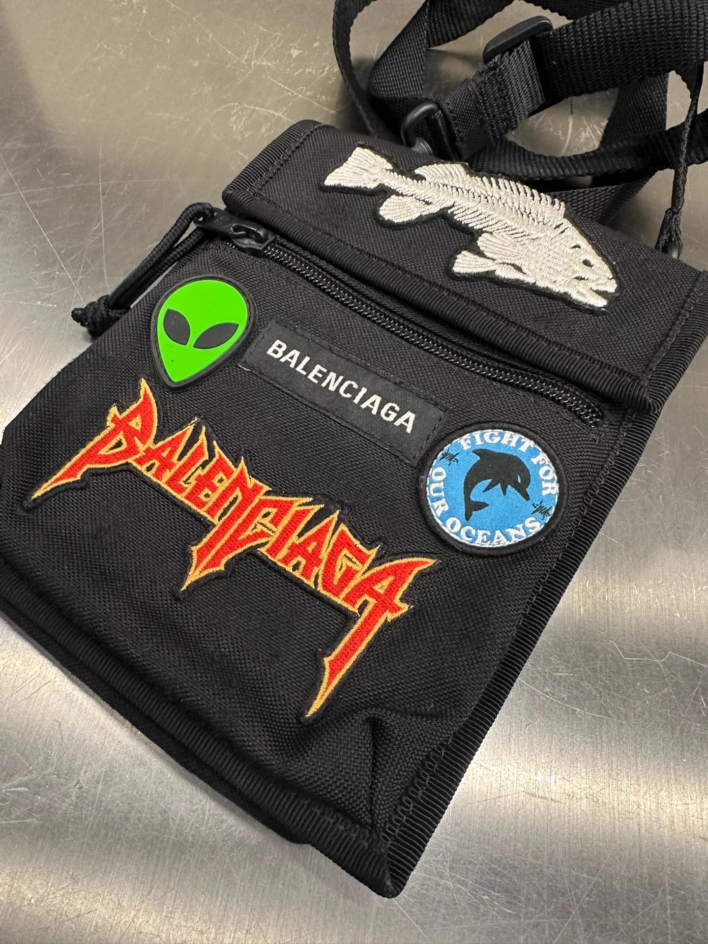 Balenciaga Balenciaga Alien Patch Mini Bag 99 New Size ONE SIZE - 2 Thumbnail
