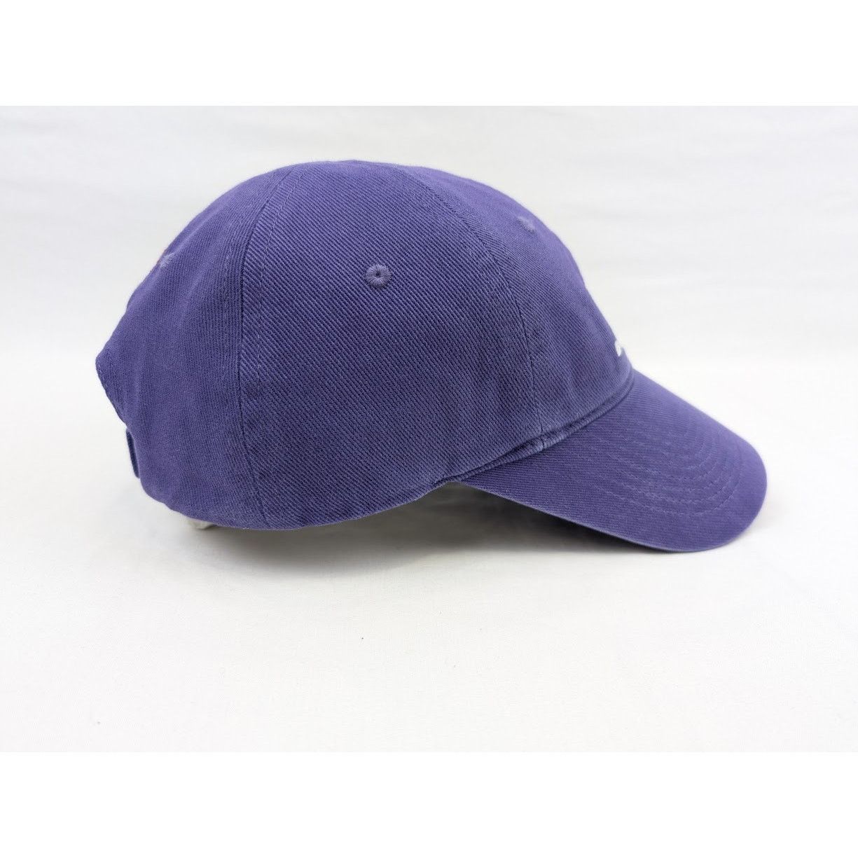 Balenciaga o1rshd1 Size: S / Cotton Drill Snowboard Hat/Cap in White Size ONE SIZE - 16 Thumbnail