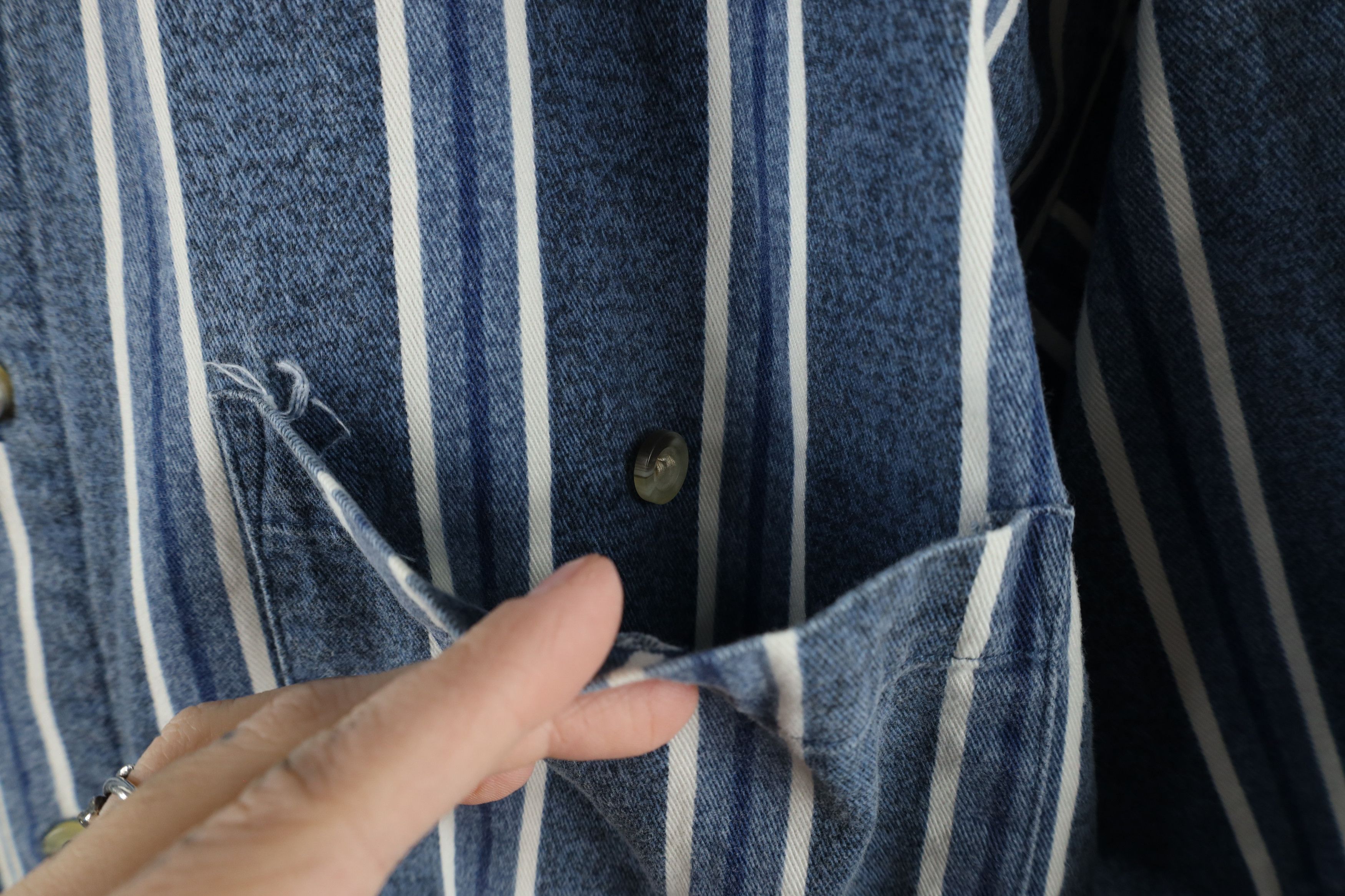 Vintage Vintage 90s Streetwear Striped Short Sleeve Button Shirt Size US L / EU 52-54 / 3 - 5 Thumbnail