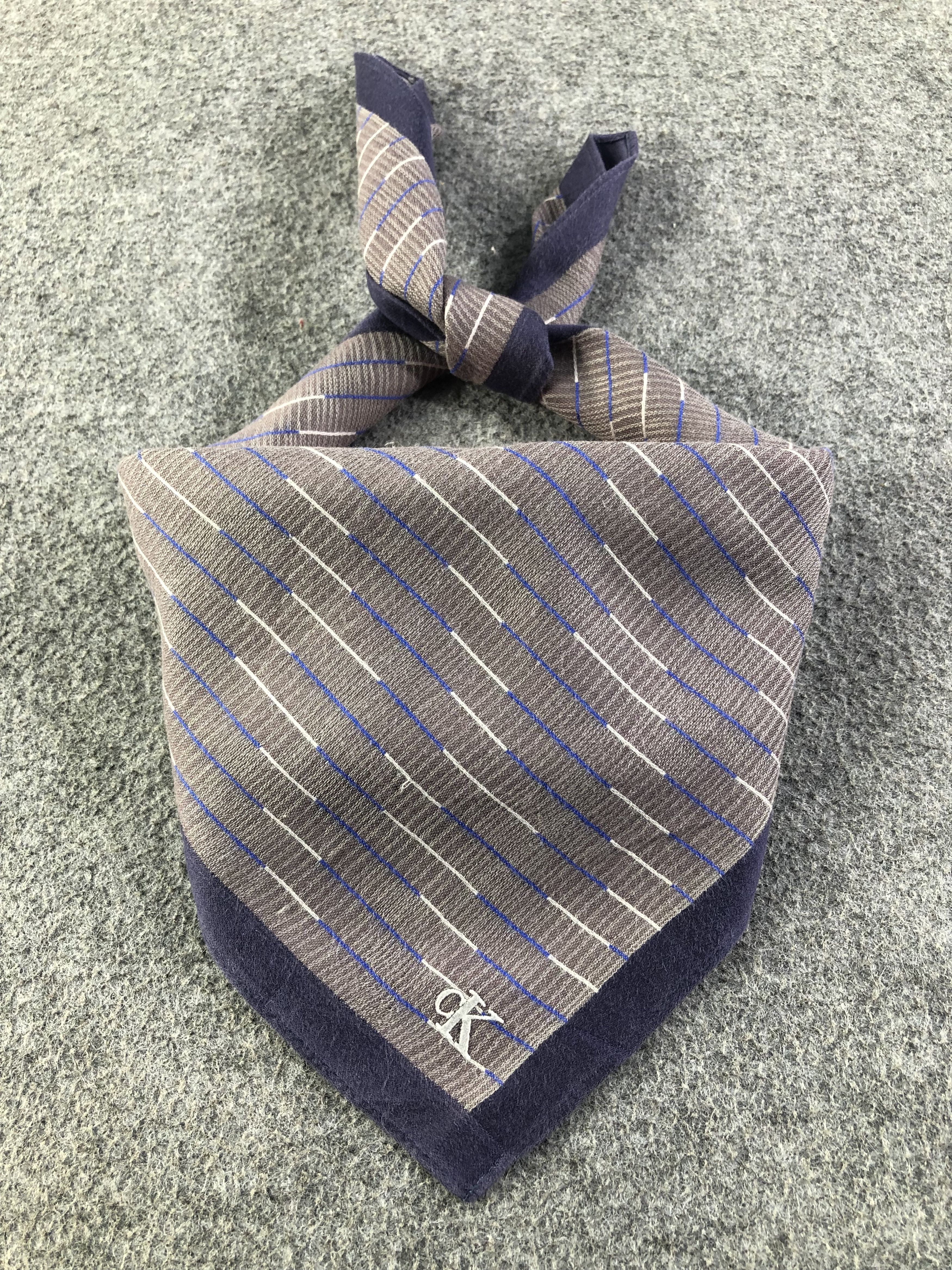 Calvin Klein Calvin Klein Handkerchief / Bandana / Neckerchief Size ONE SIZE - 2 Thumbnail