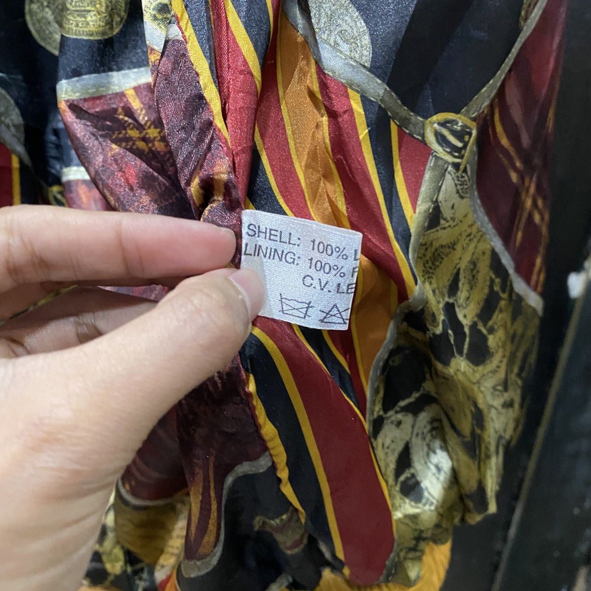 Vintage Vintage TONI MIR Spain Leather Biker Jacket Heraldic Lining Size US L / EU 52-54 / 3 - 15 Thumbnail