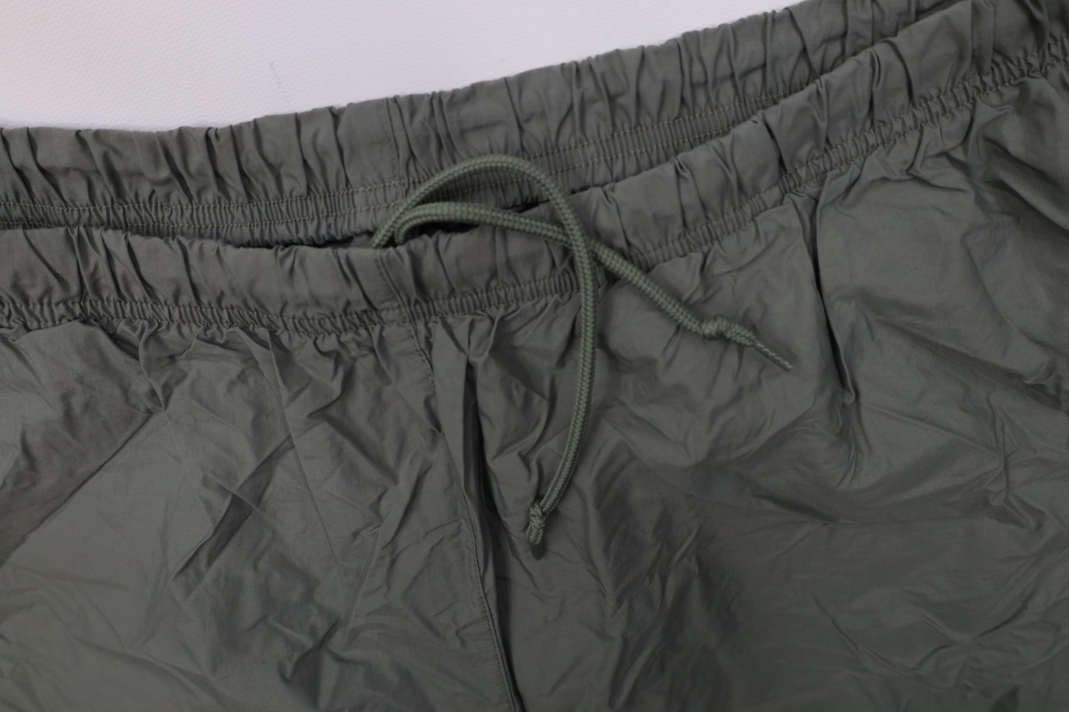 Izod Vintage 90s Y2K Izod Golf Packable Wide Leg Rain Pants Green Size US 40 / EU 56 - 7 Thumbnail