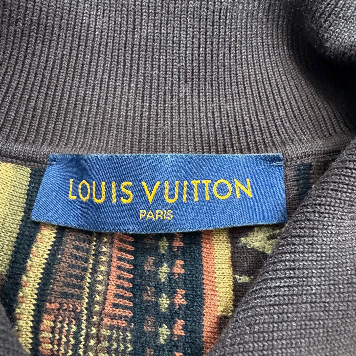 Louis Vuitton LV fw25 twisted pattern short sleeve t-shirt L Size US L / EU 52-54 / 3 - 2 Thumbnail