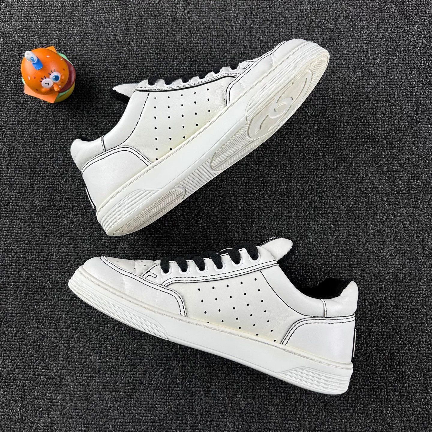 Chanel Chanel White Logo Sneaker 37.5 EU Like New HB5724 Size US 6.5 / IT 36.5 - 3 Thumbnail