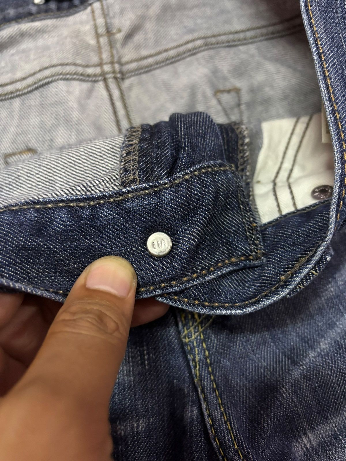 Levi's Vtg 90s Levis 504 Faded Distressed Jeans Size US 33 - 8 Thumbnail
