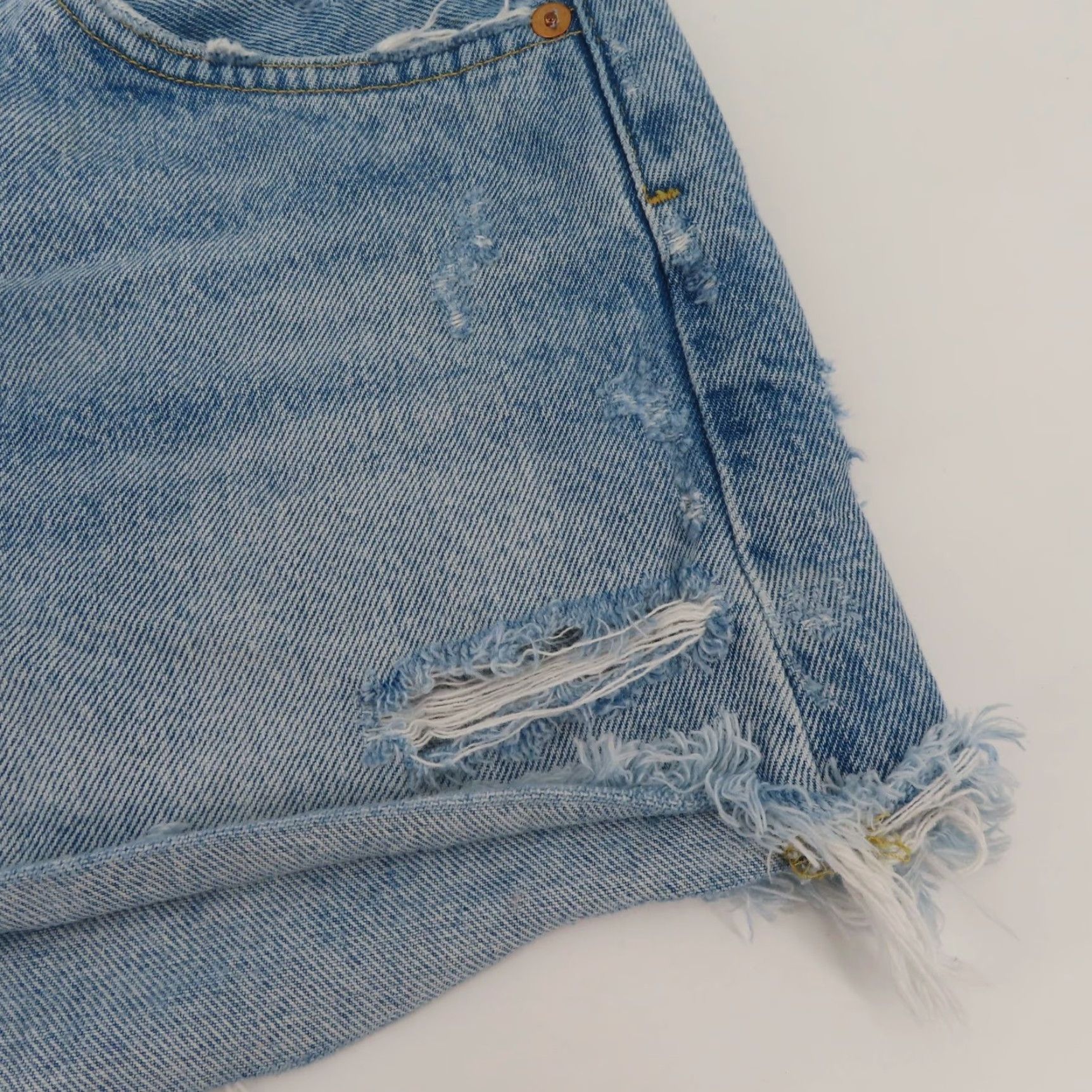 Agolde AGOLDE Women 27 Parker Blue Distressed Denim Jean Shorts Button Fly All Cotton Jeans Cut-Off 5-Pocket Womens Summer Spring Vintage No Size 27" / US 4 / IT 40 - 5 Thumbnail