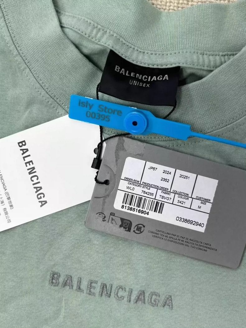Balenciaga Balenciaga Mint green embroidered logo short sleeve T-shir Size US M / EU 48-50 / 2 - 4 Thumbnail