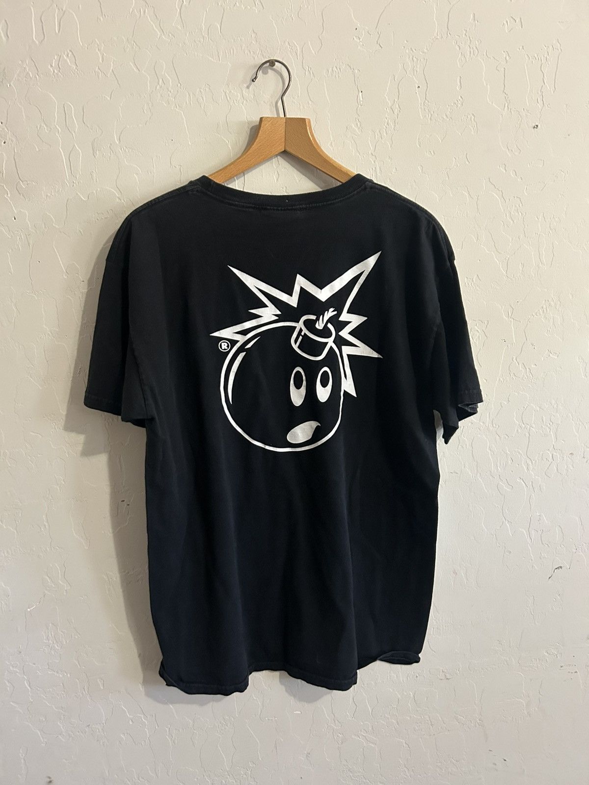 The Hundreds The Hundreds Bomb Tee Size Large Size US L / EU 52-54 / 3 - 3 Thumbnail