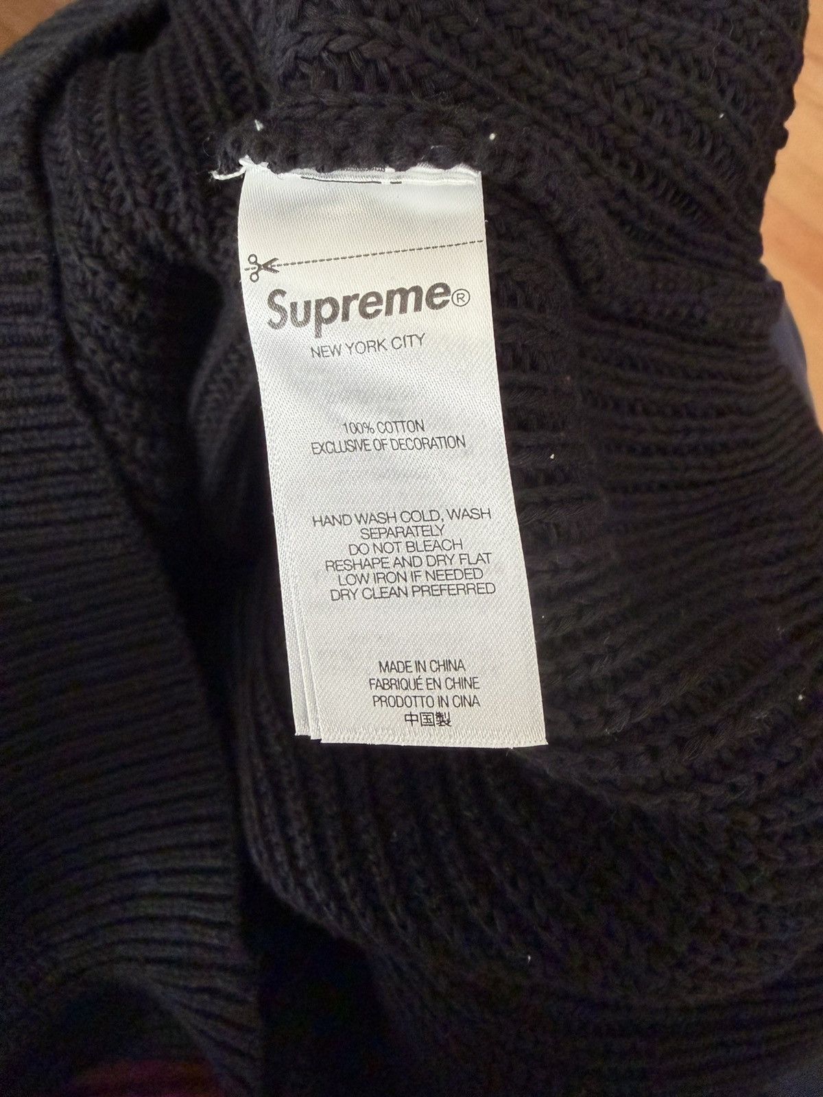 Supreme Supreme Old English Printed Sweater Size US L / EU 52-54 / 3 - 7 Thumbnail