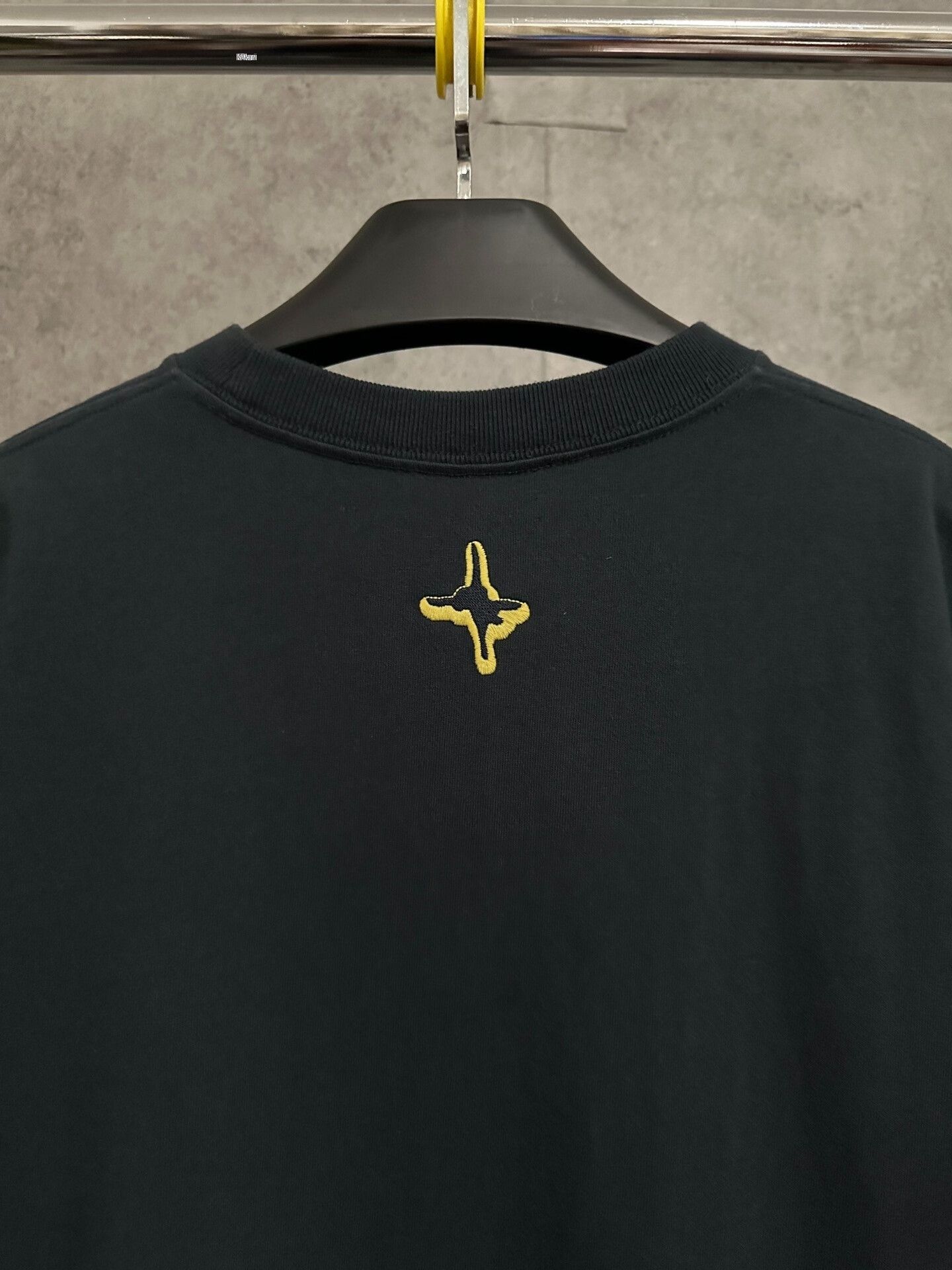 Dior DIOR Collaboration Embroidered Logo Short Sleeve T-shirt Size US S / EU 44-46 / 1 - 5 Thumbnail