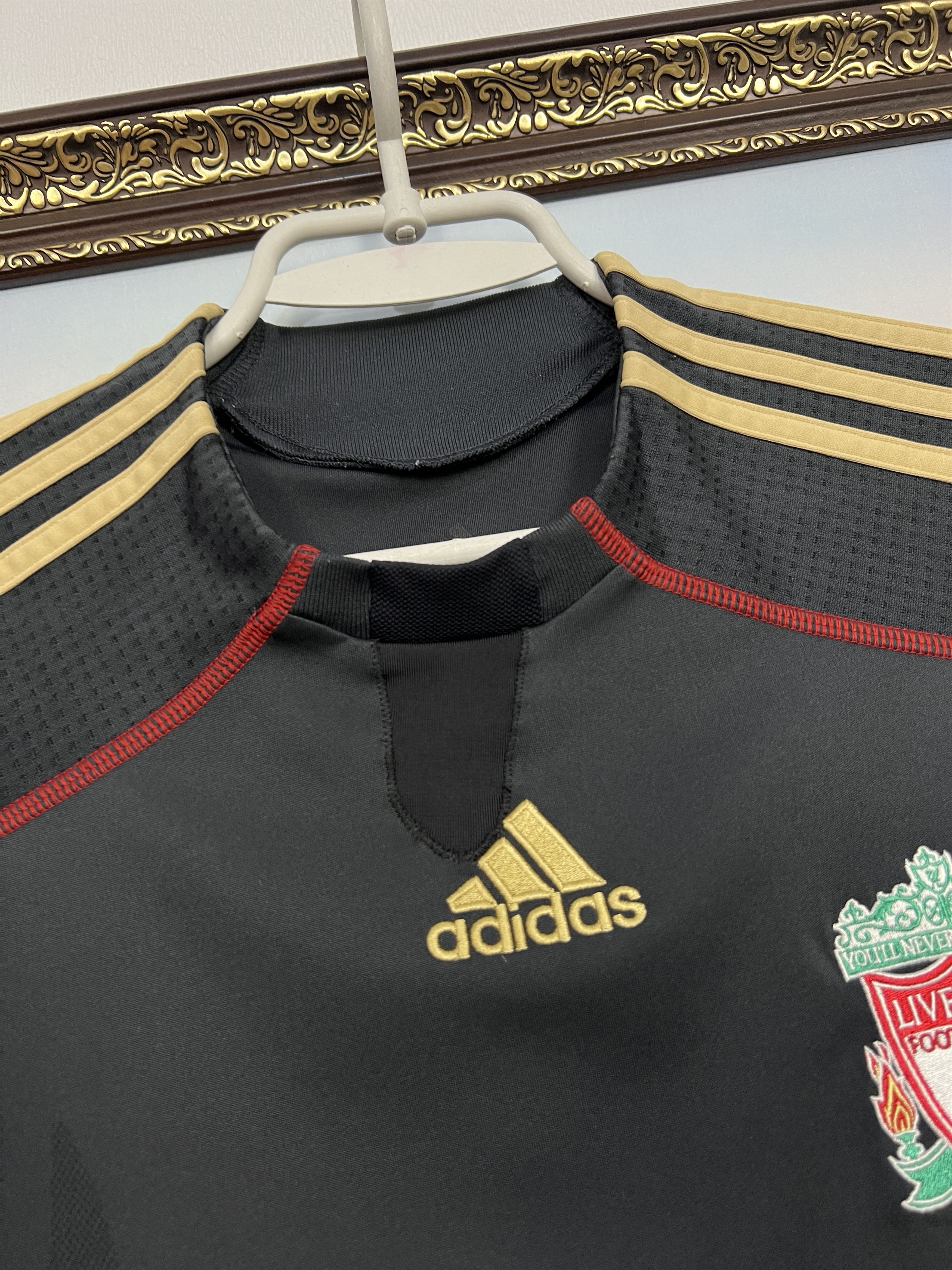 Adidas Liverpool Away football shirt 2009 Soccer #2 Johnson Adidas Size US M / EU 48-50 / 2 - 8 Thumbnail