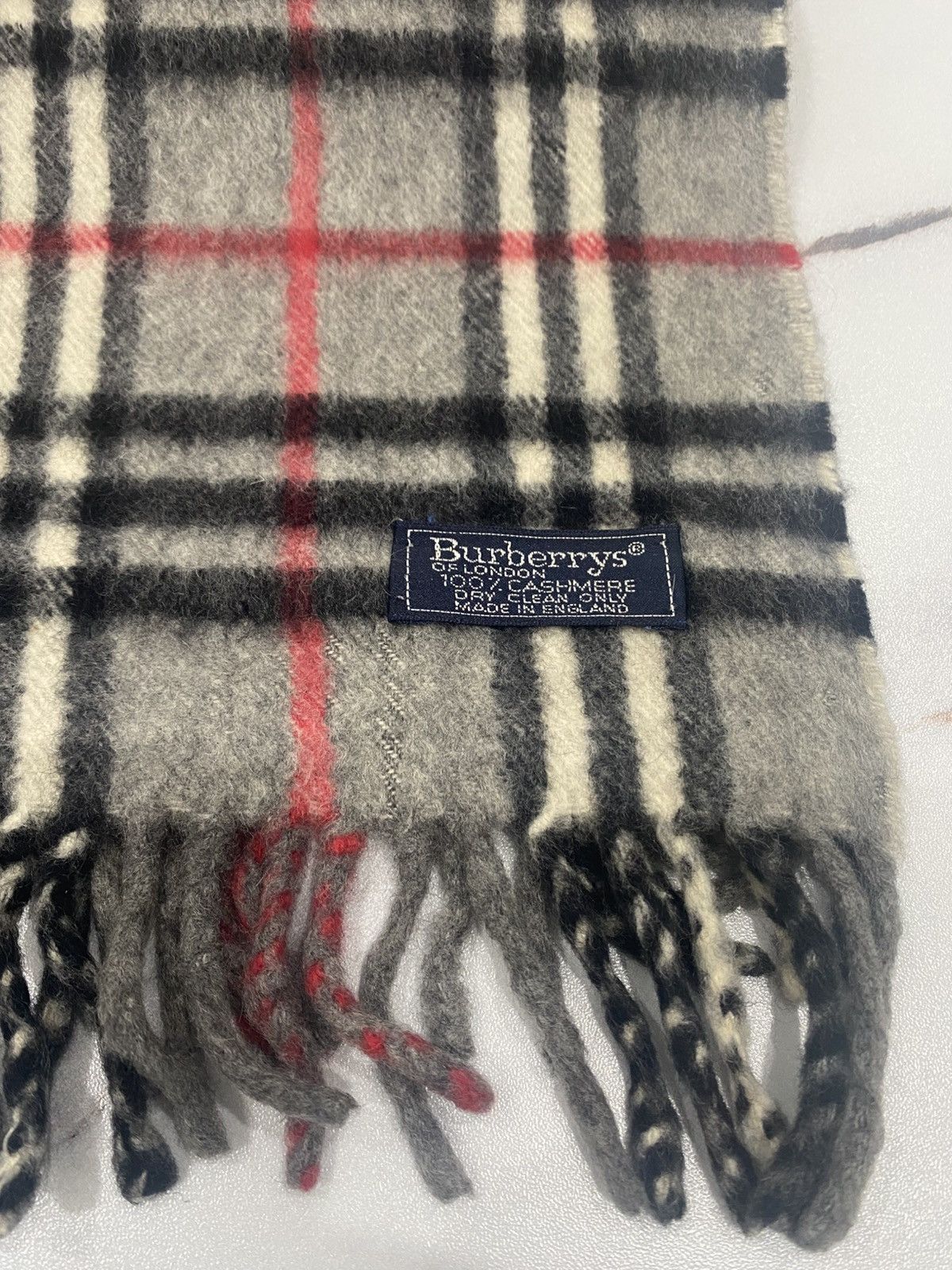 Burberry Burberrys Made In England (code:A) Size ONE SIZE - 1 Thumbnail