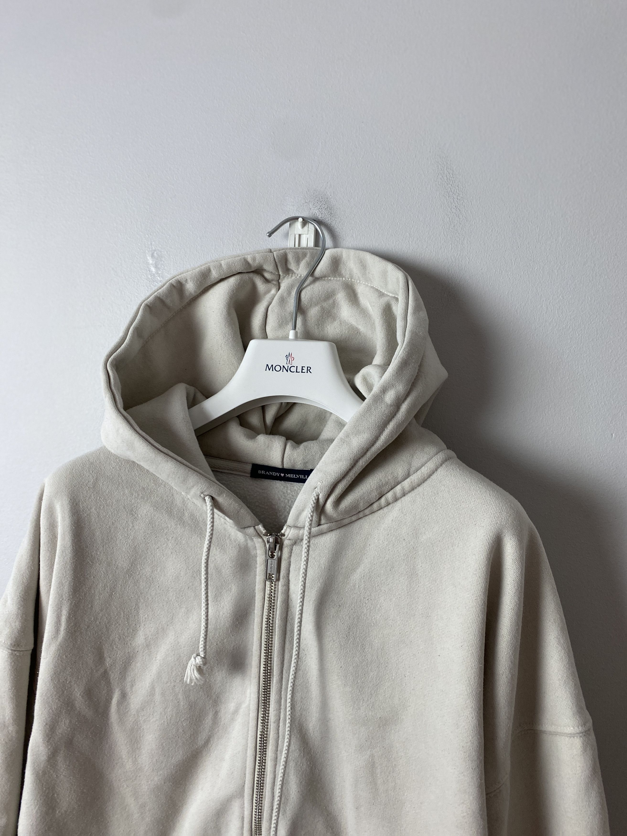 Other Brandy Melville thick heavy zip-up hoodie Size US L / EU 52-54 / 3 - 2 Thumbnail