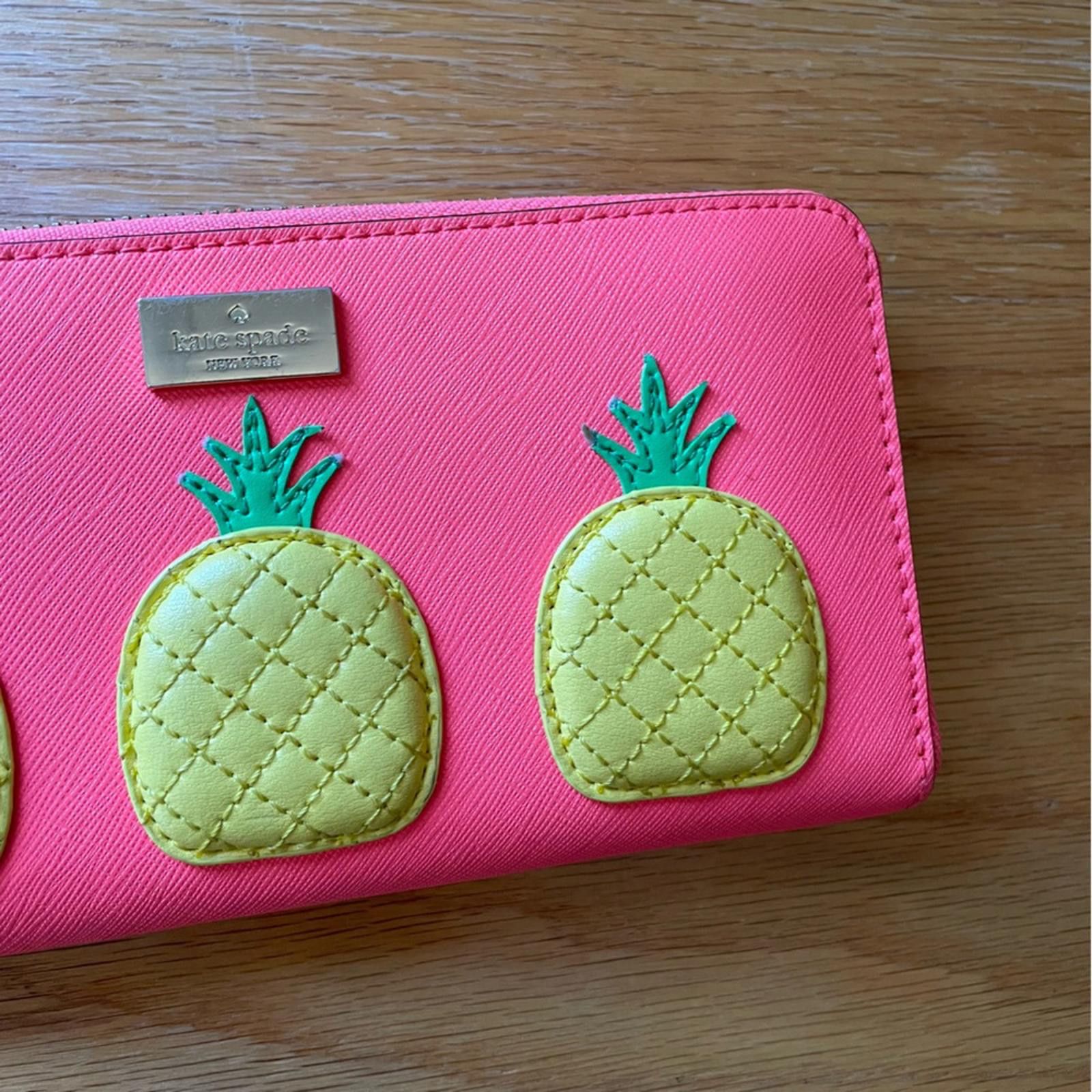 Designer Kate Spade Pineapple Neda Long Wallet Geranium Pink EUC Size ONE SIZE - 3 Thumbnail