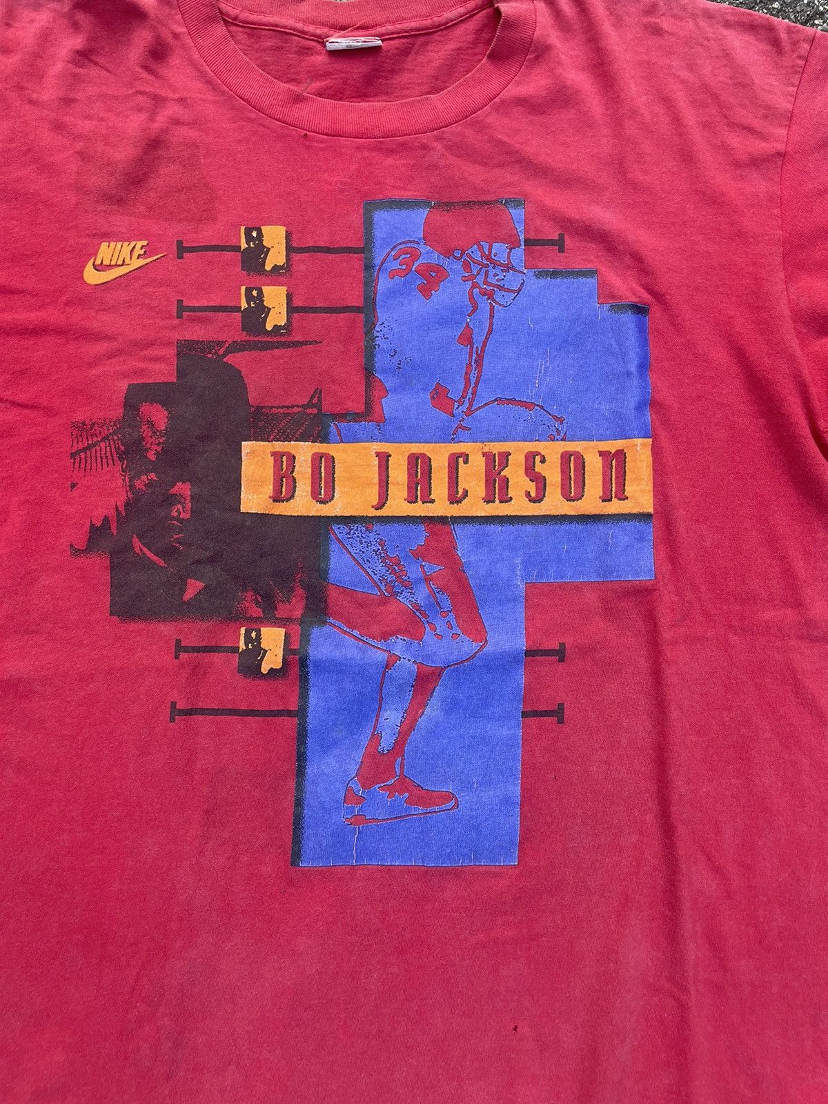 NFL × Nike Vintage Nike Bo Jackson NFL Red T-shirt Size US L / EU 52-54 / 3 - 2 Thumbnail