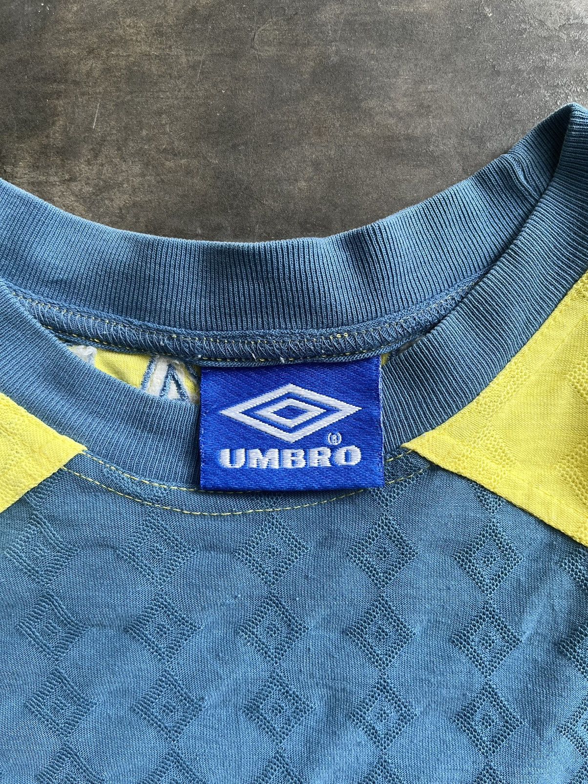 Nike × Vintage RARE 1994 / 1996 Brasil Umbro Official Training Jersey Size US L / EU 52-54 / 3 - 12 Thumbnail