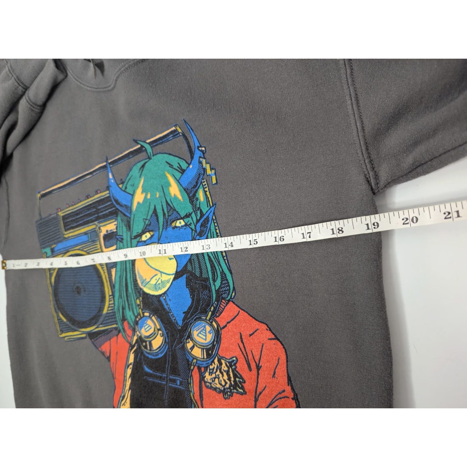 OMOCAT OMOCAT Radio Demon Crewneck Sweatshirt Size Small Anime Japanese Size US M / EU 48-50 / 2 - 7 Thumbnail