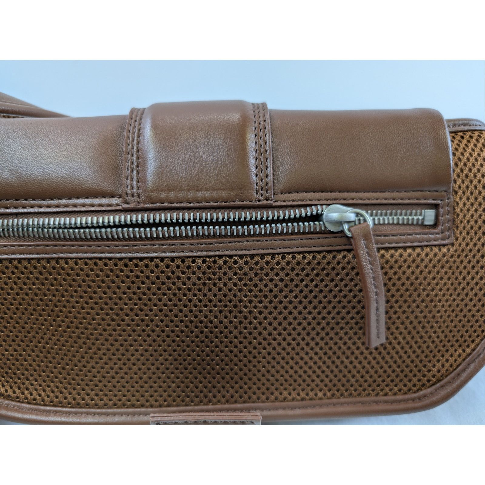Jacquemus o1rshd1 Size: OS / La Banane Bambimou leather belt bag brown Size ONE SIZE - 14 Thumbnail