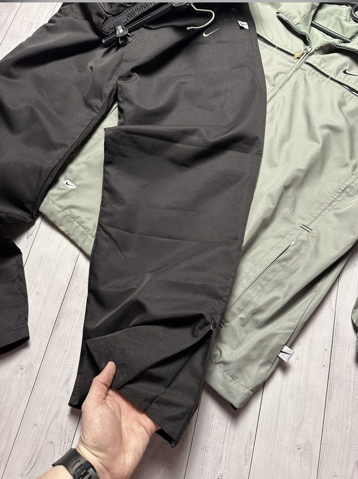 Nike × Vintage Vintage Nike track suit logo green rare size L drill pants Size US L / EU 52-54 / 3 - 6 Thumbnail