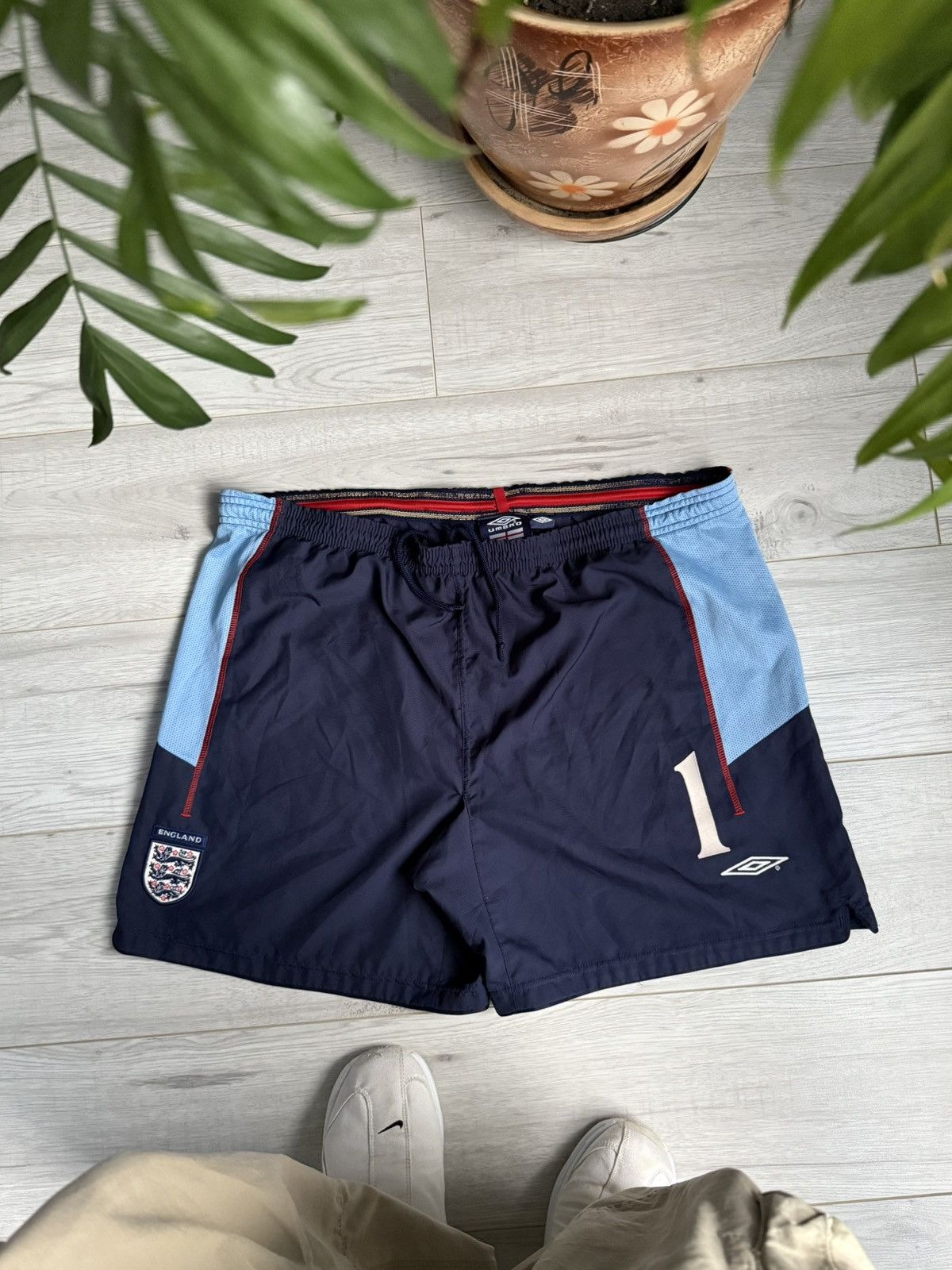 Umbro × Vintage Vintage umbo England Soccer Jersey Shirt 00’s #1 Size US 38 / EU 54 - 1 Thumbnail