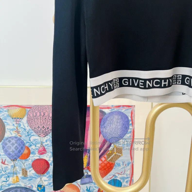 Givenchy Givenchy Black Letter Short Top Size M / US 6-8 / IT 42-44 - 4 Thumbnail
