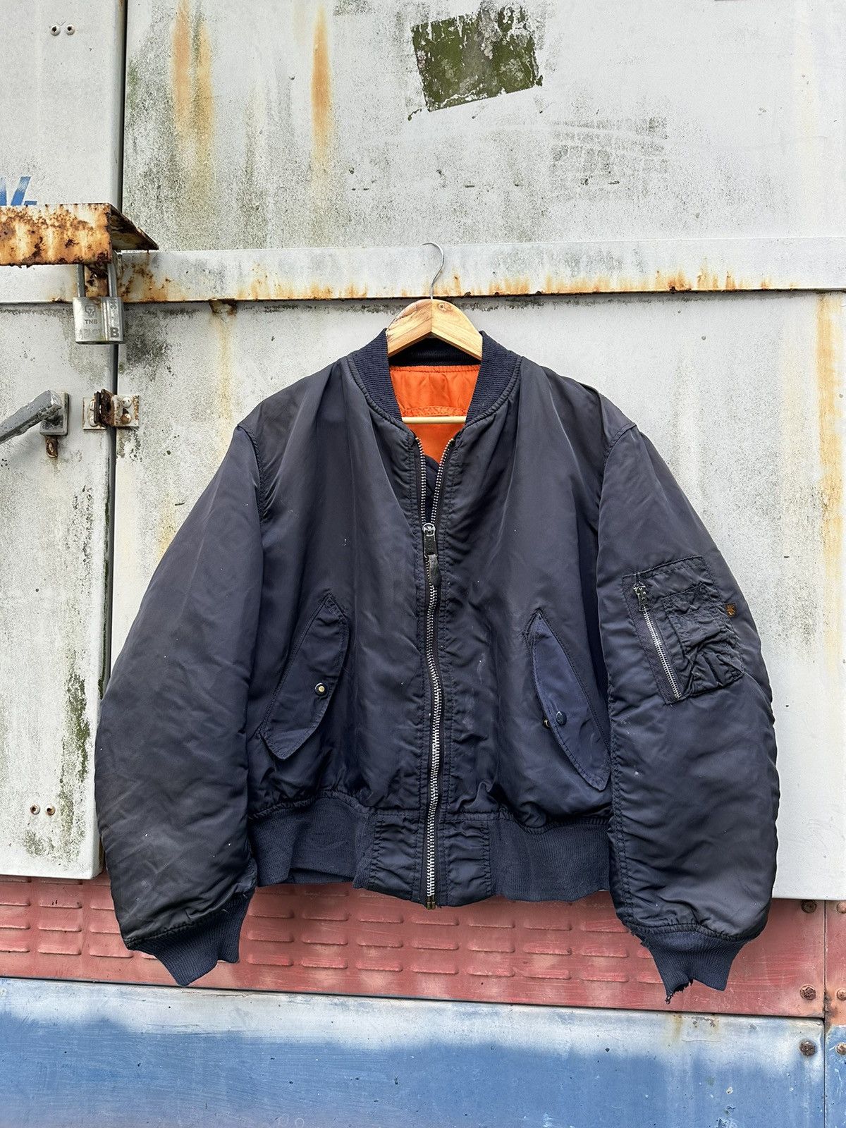 Alpha Industries 🪖THRASHED ALPHA INDUSTRIES MA-1 Bomber Jacket Size US L / EU 52-54 / 3 - 2 Thumbnail