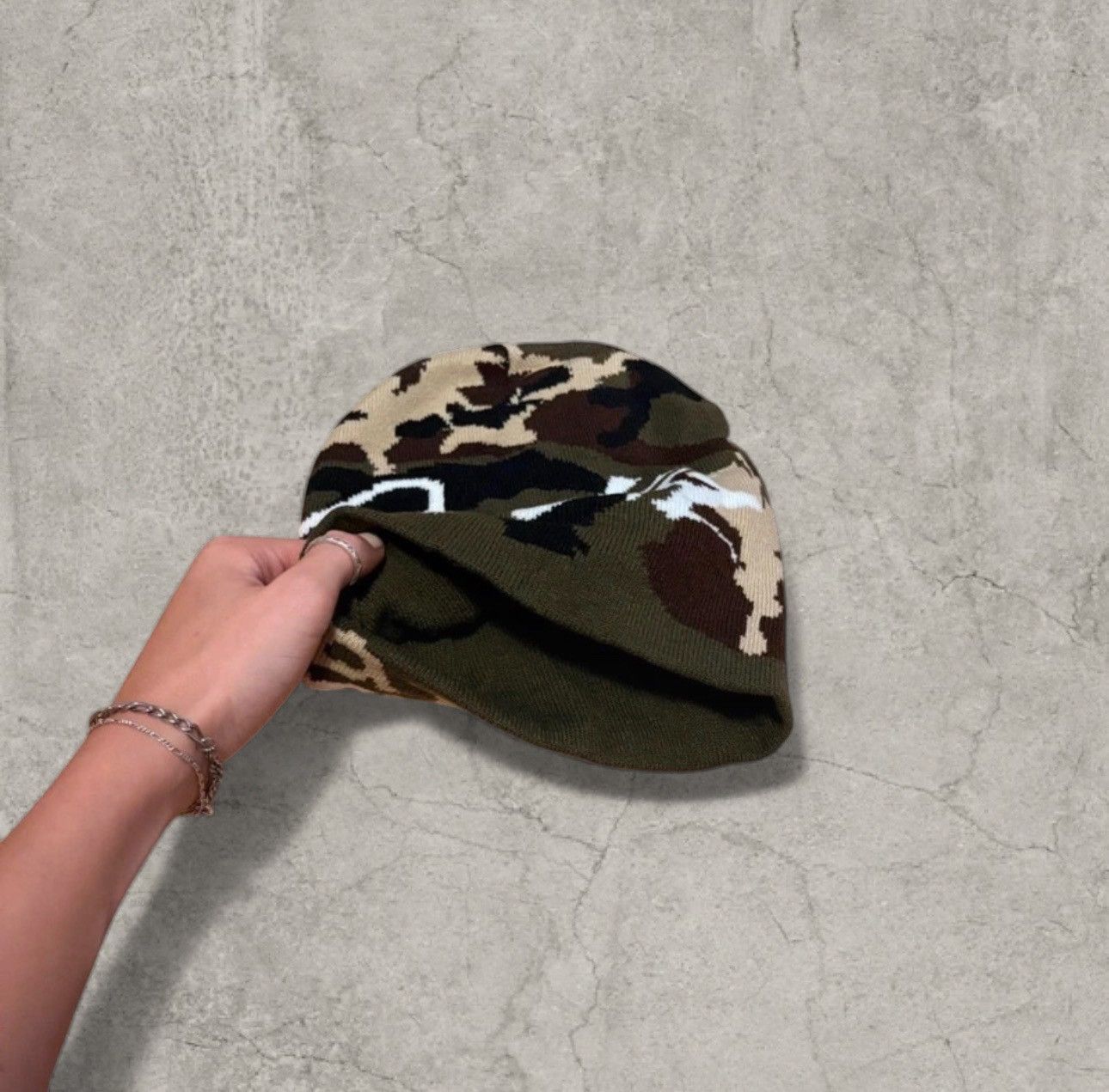 Japanese Brand Cool vintage style beanie, camo in khaki/brown. One size Size ONE SIZE - 3 Thumbnail