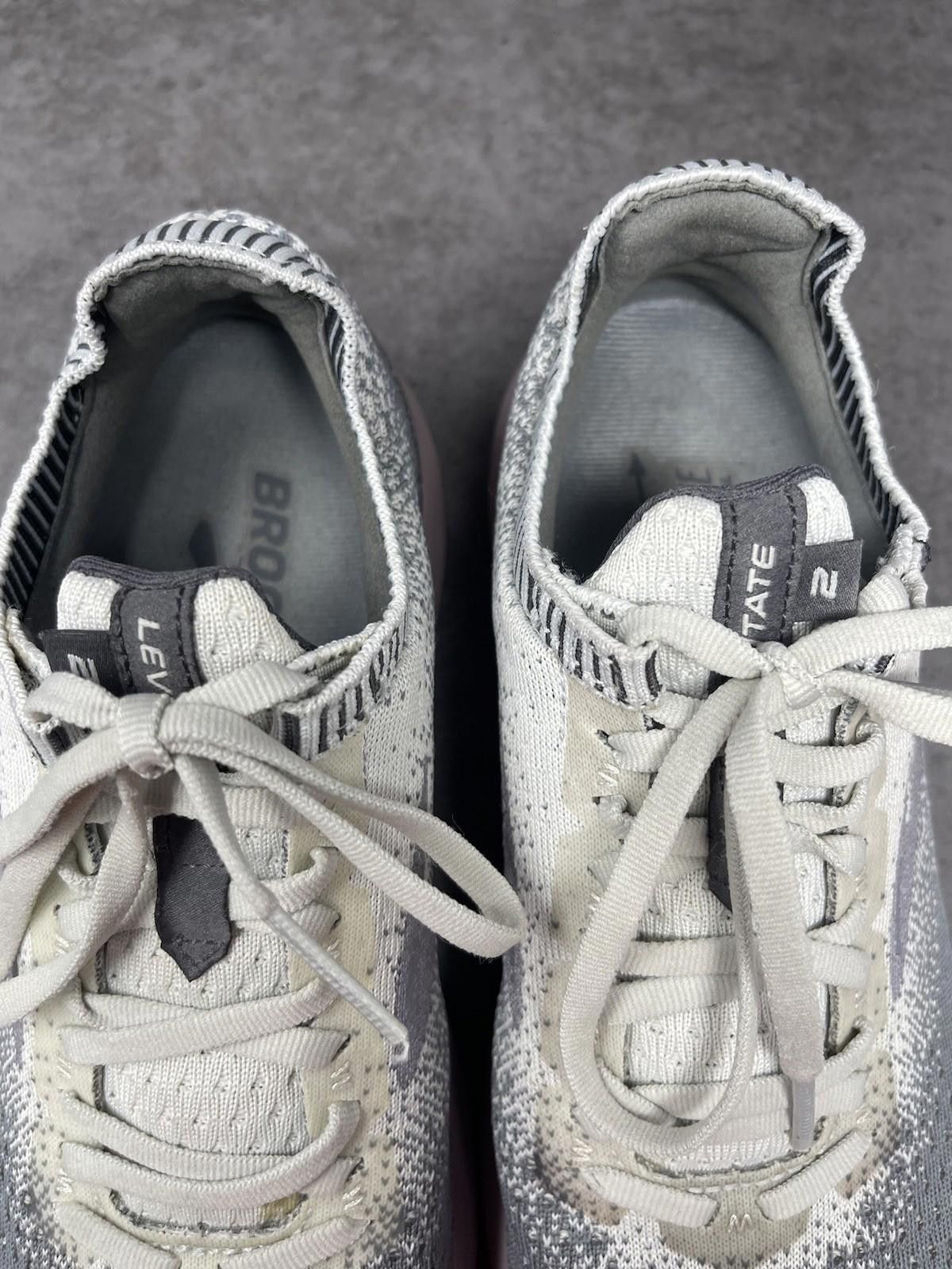 Brooks Brooks Levitate 2 Running Sneakers Womens Size 8 Grey Pink Size US 8 / IT 38 - 9 Thumbnail