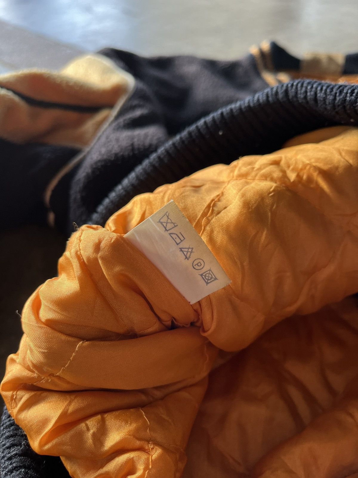 Nike × Vintage Rare Vintage 1992 Bukta Wolverhampton Wanderers F.C. Bombers Size US S / EU 44-46 / 1 - 13 Thumbnail