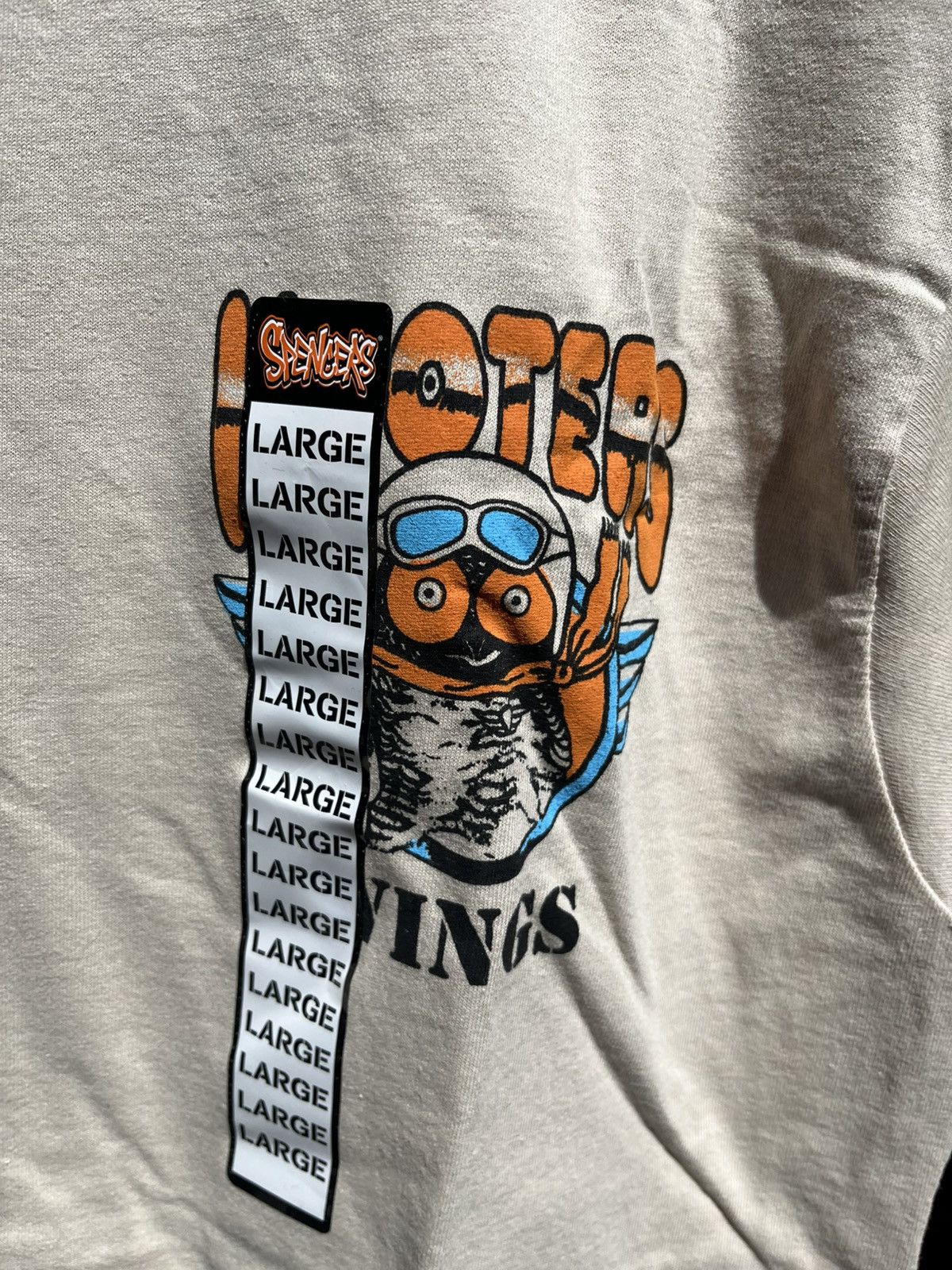 Other HOOTERS TEE Size US L / EU 52-54 / 3 - 5 Thumbnail